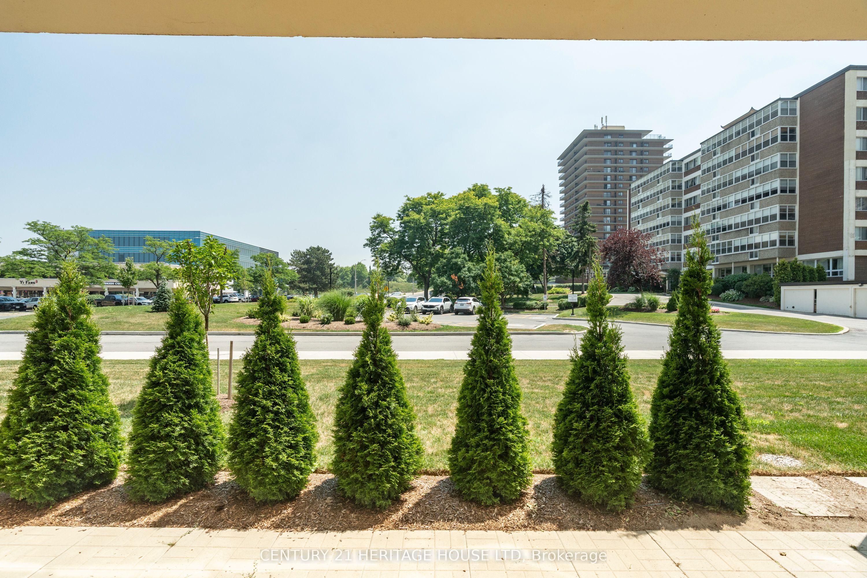 65 Westmount Road N 110 Property Photo 28