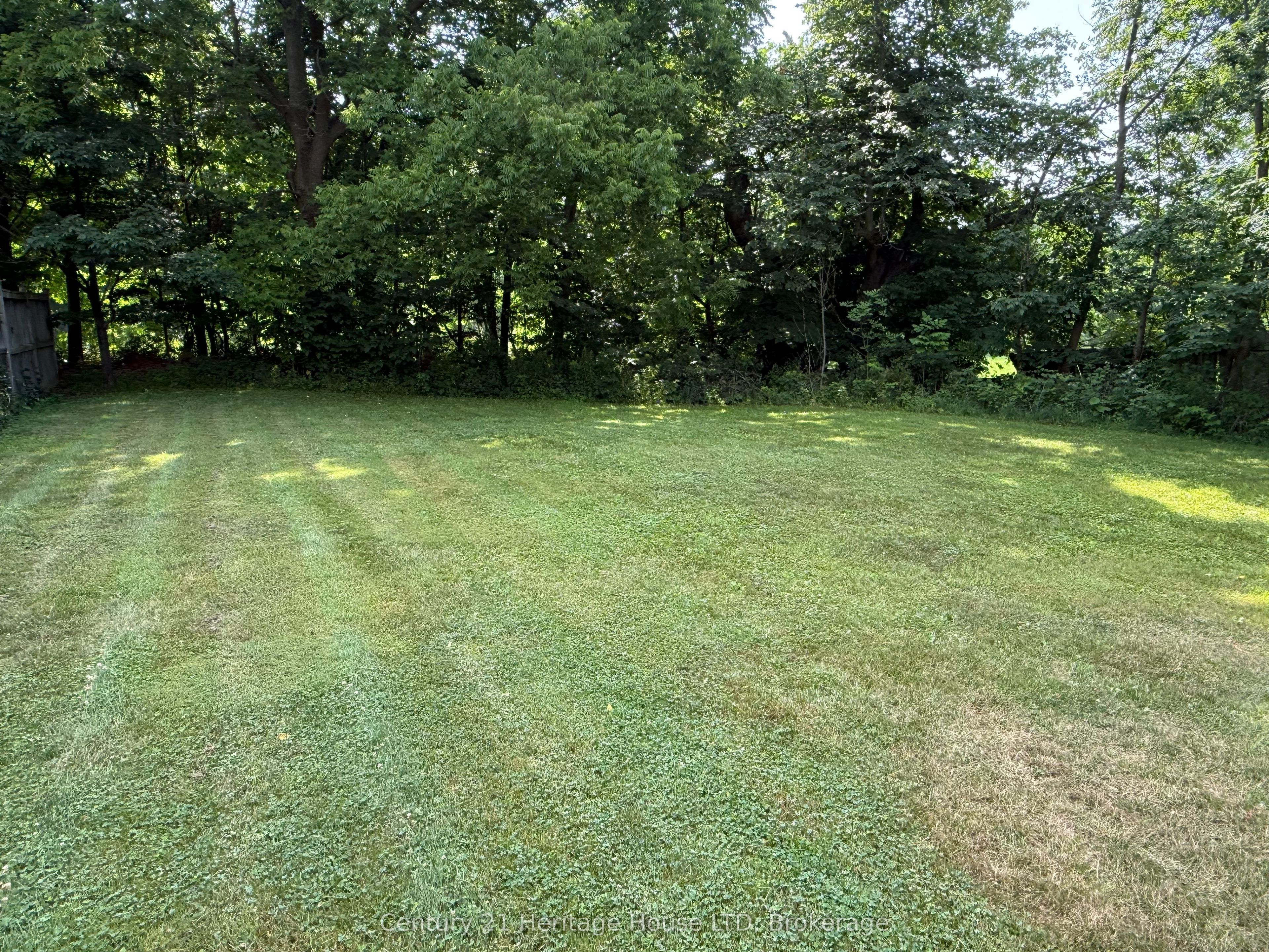 468 Ridge Road N Property Photo 23