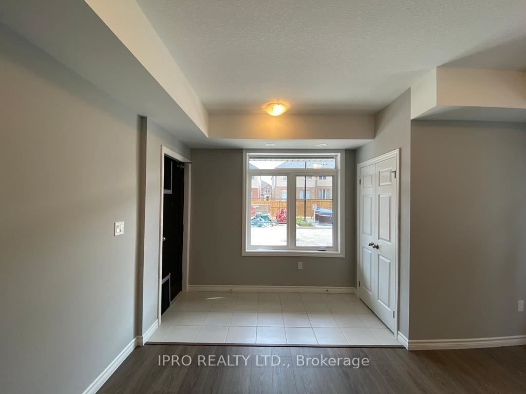182 Wheat Lane Property Photo 4