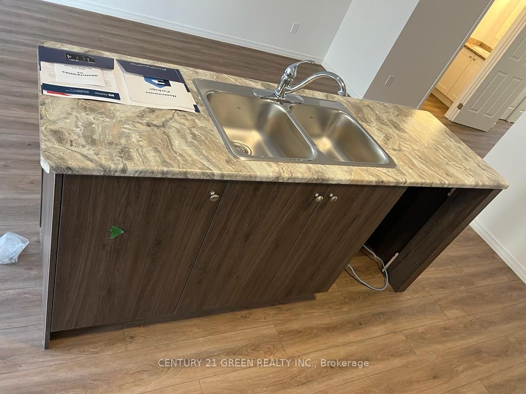 5 West Mill Street Property Photo 3