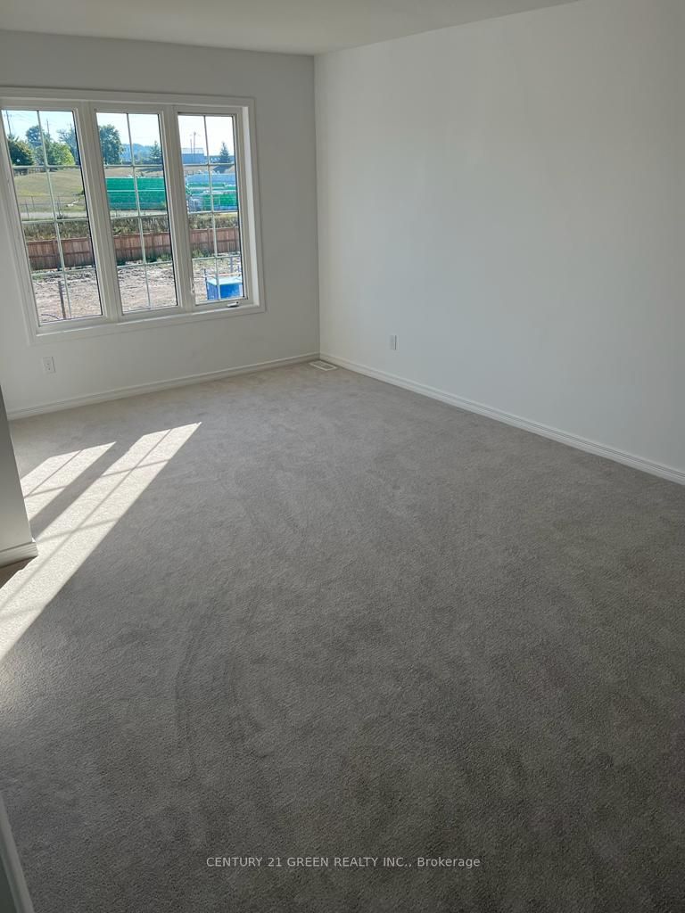 5 West Mill Street Property Photo 10