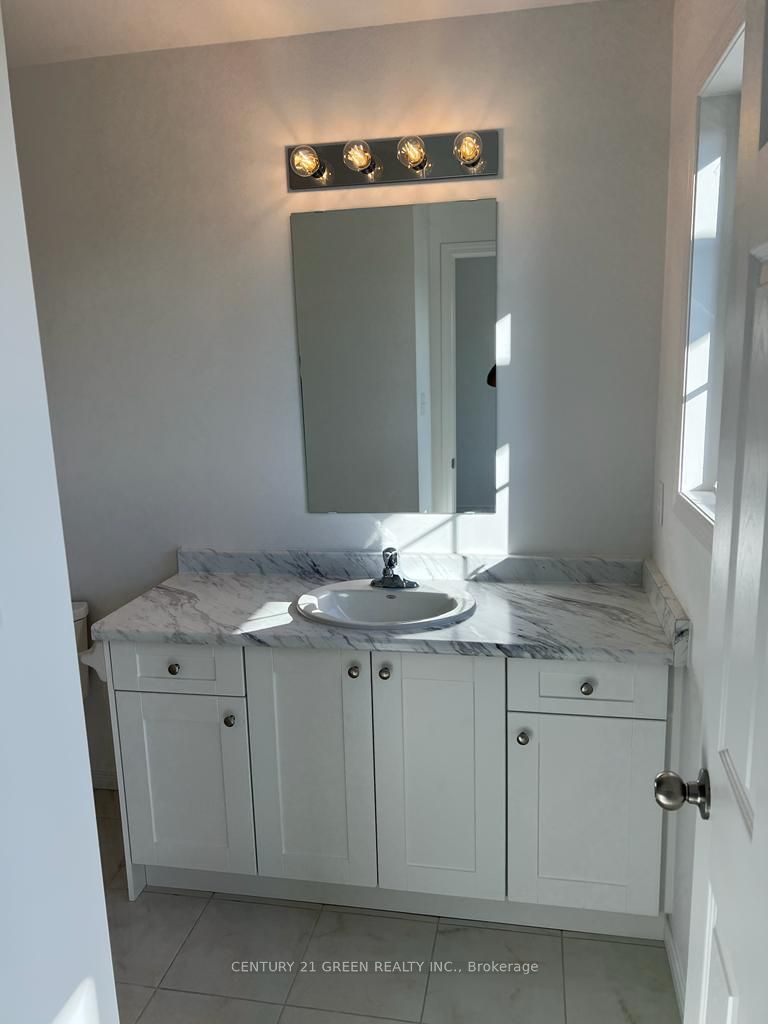 5 West Mill Street Property Photo 15