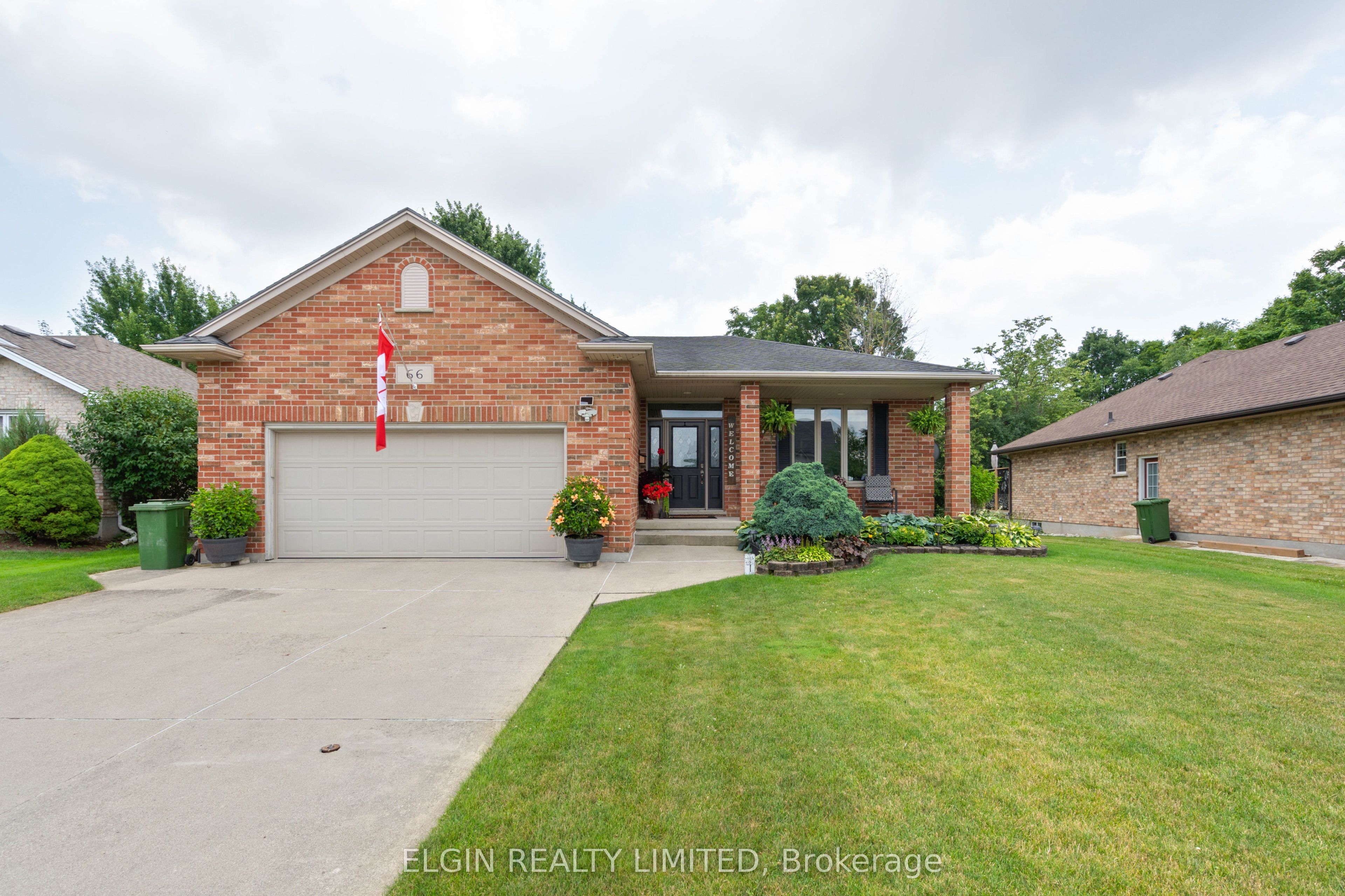 66 Donker Dr Property Photo 1