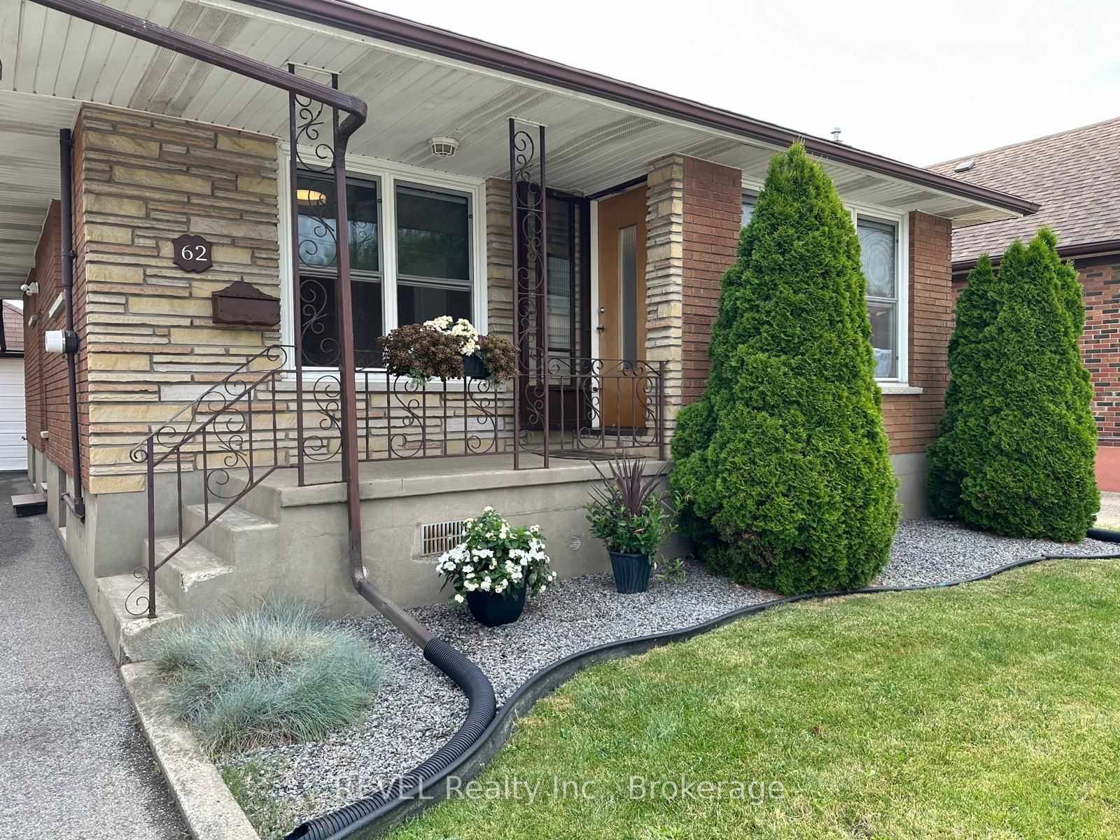 62 St George Street Property Photo 1