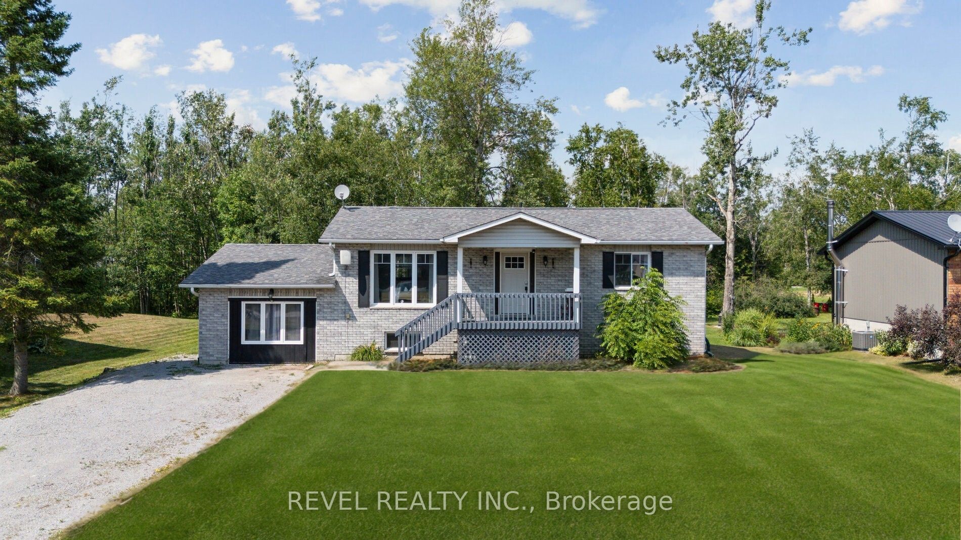 40 Greenwood Cres Property Photo 1