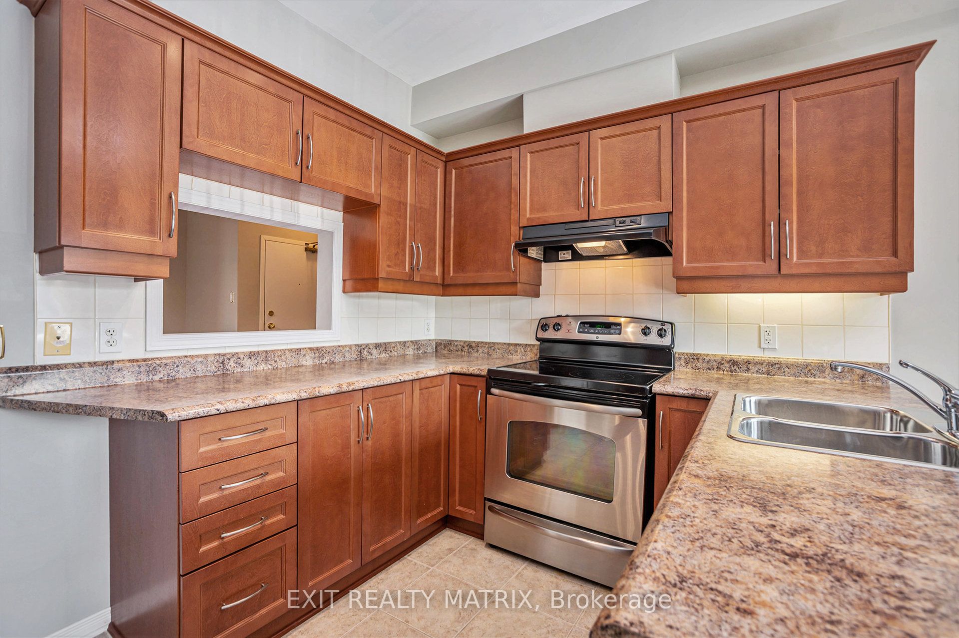 2086 Valin Street 4 Property Photo 12