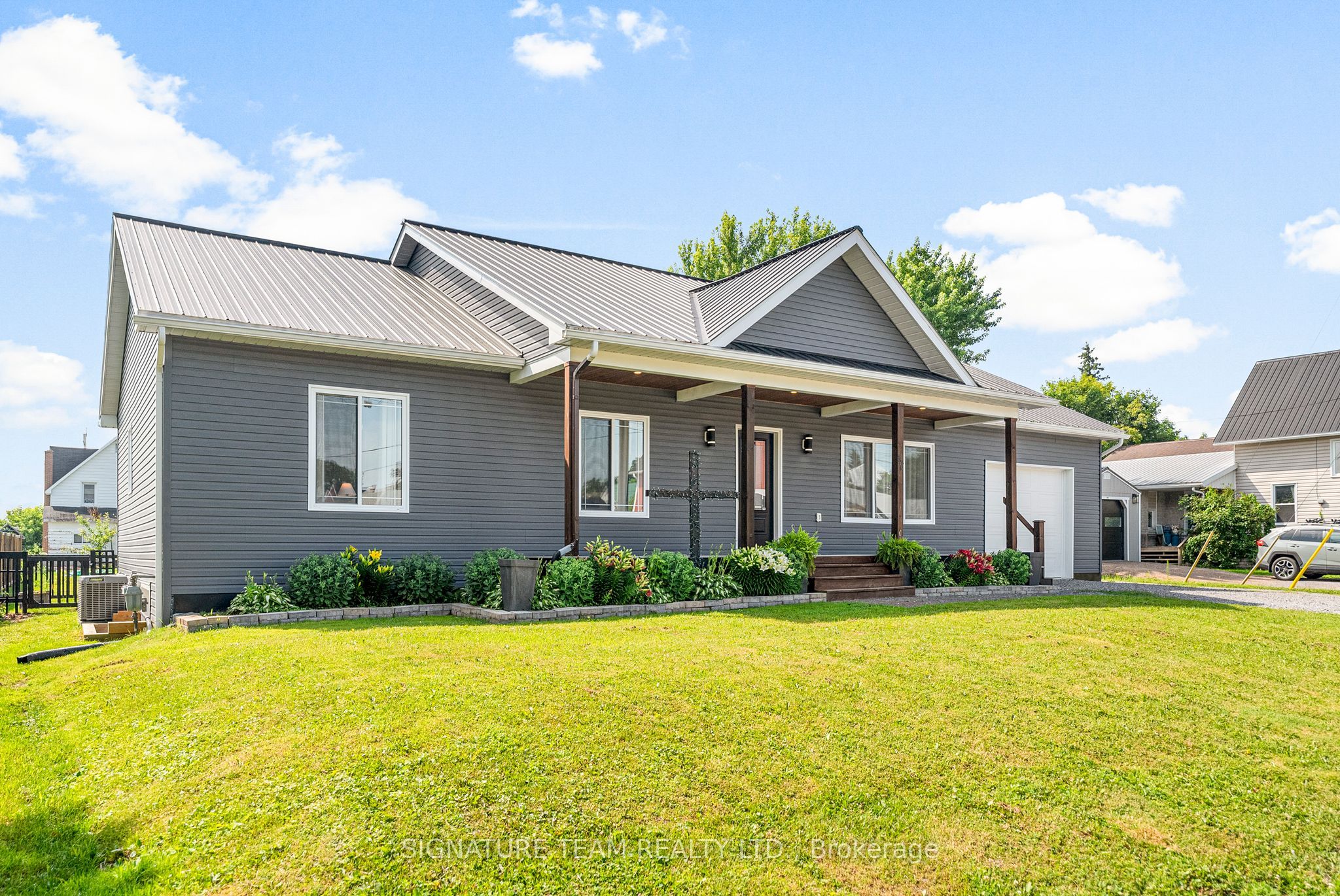 17 Meadow Street Property Photo 1