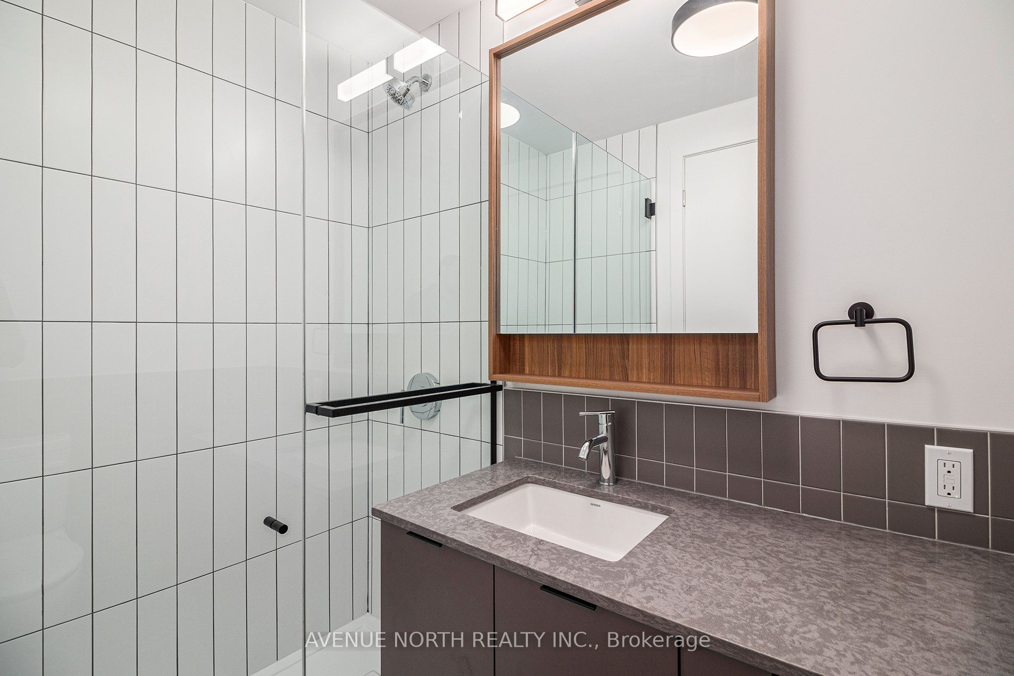 280 Montgomery Street 814 Property Photo 10