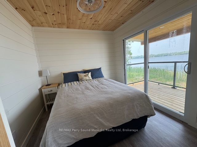 1370 Georgian Bay Water N/a Property Photo 16