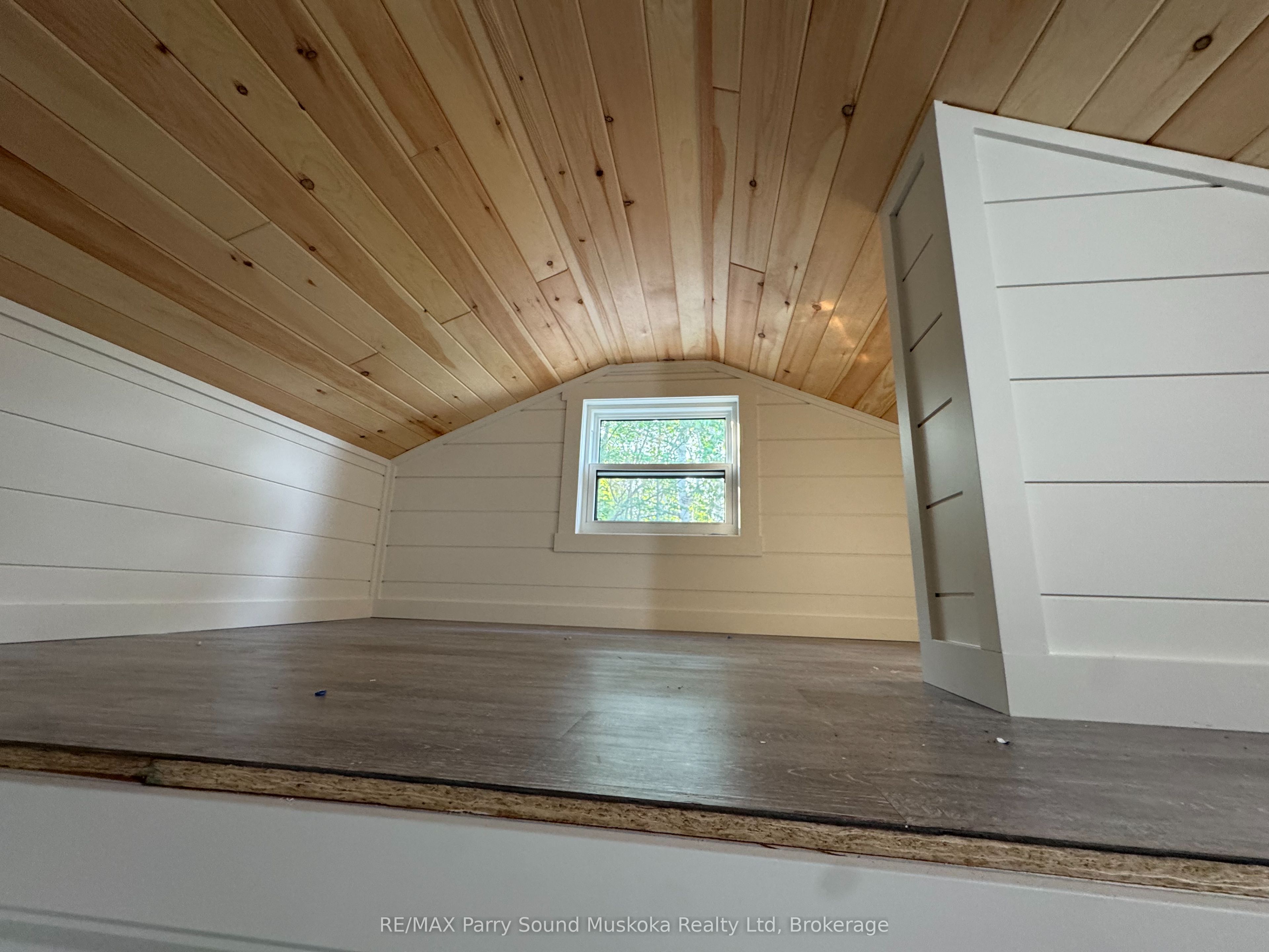 1370 Georgian Bay Water N/a Property Photo 27
