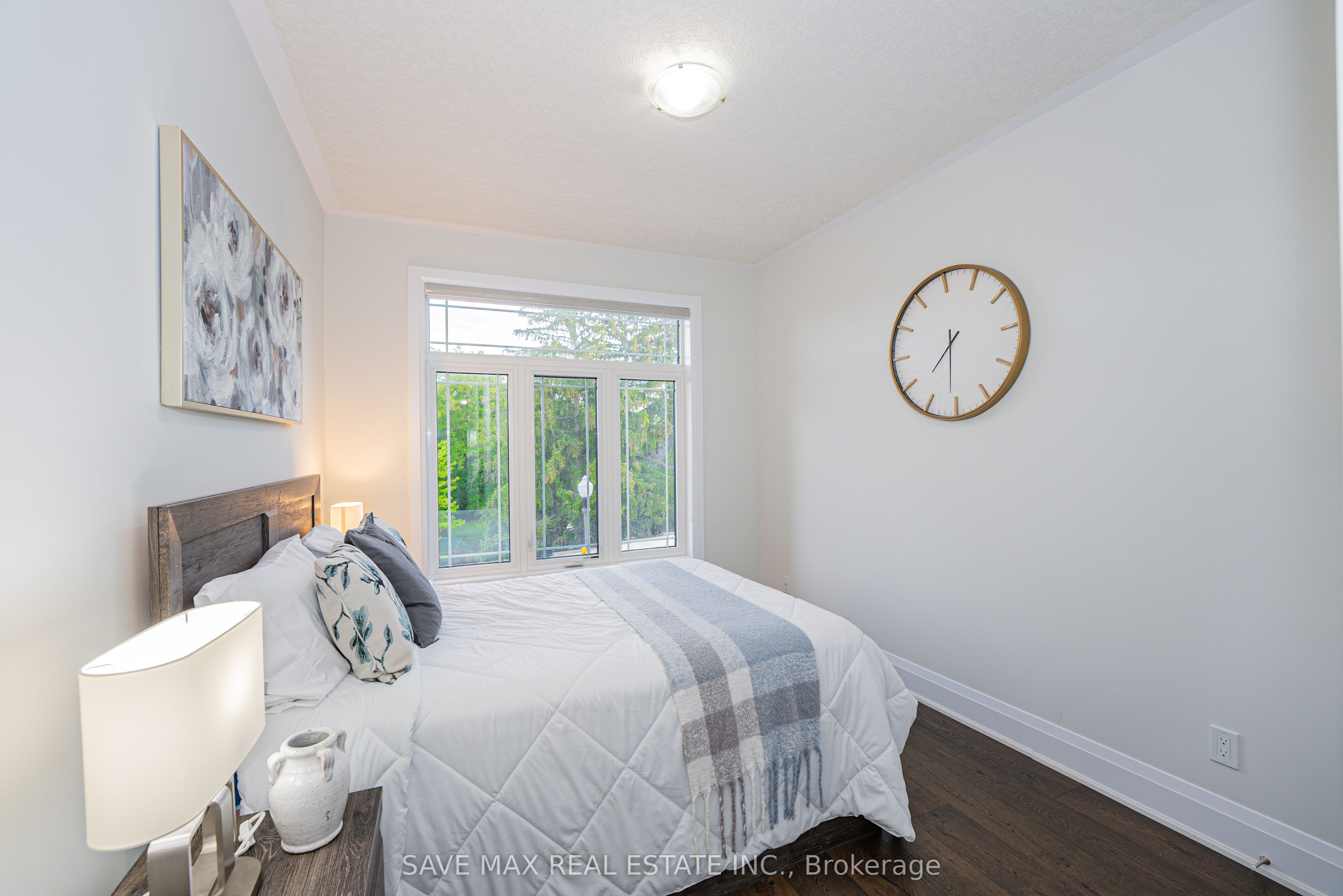 26 Falconridge Drive Property Photo 36