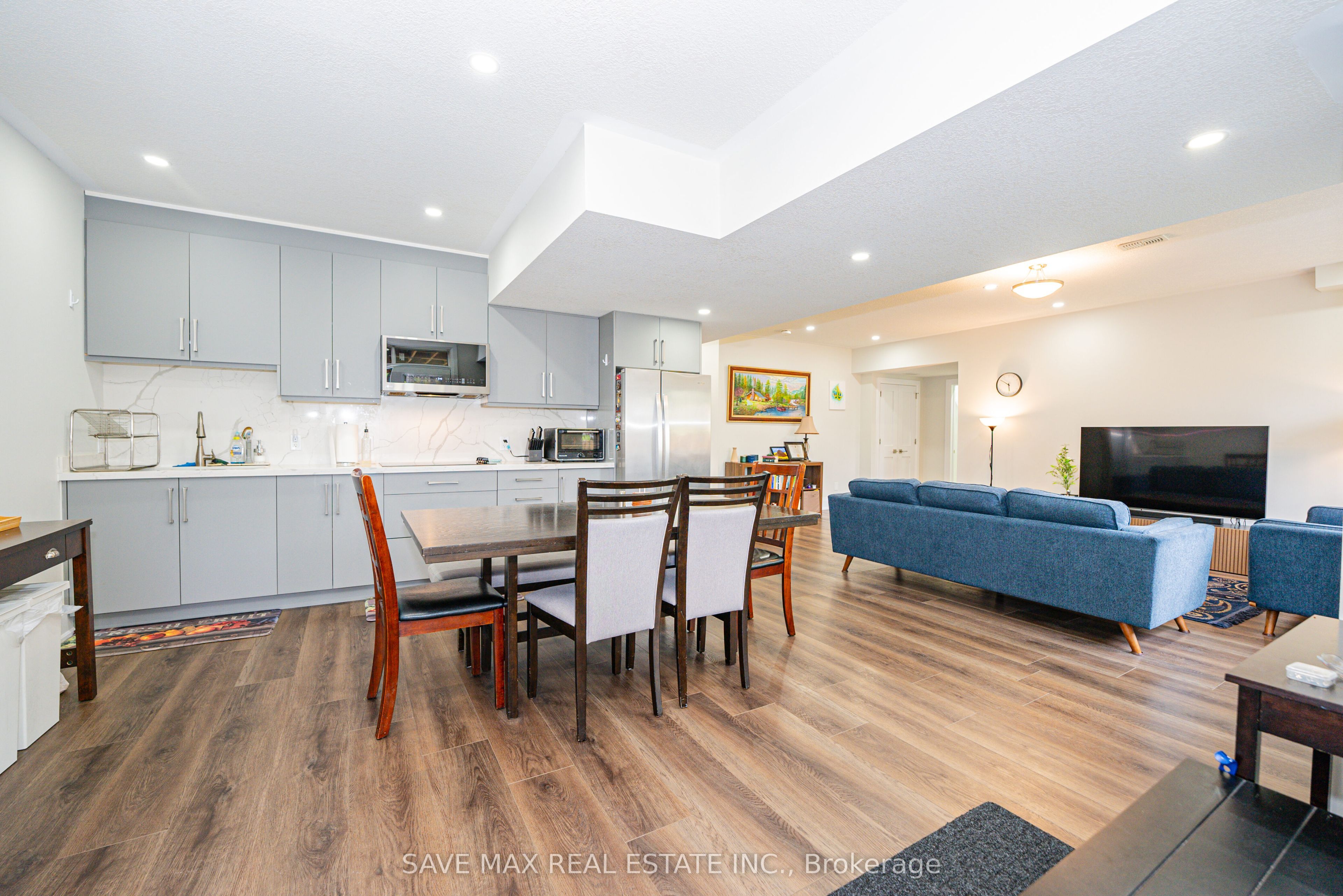 26 Falconridge Drive Property Photo 40