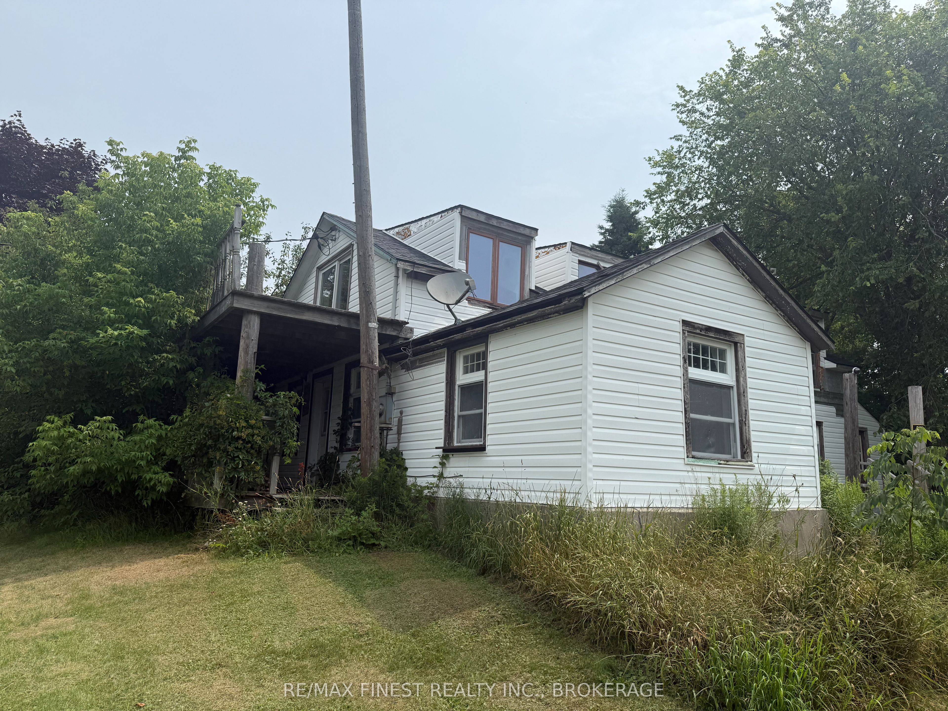 2712 Quabbin Road Property Photo 1