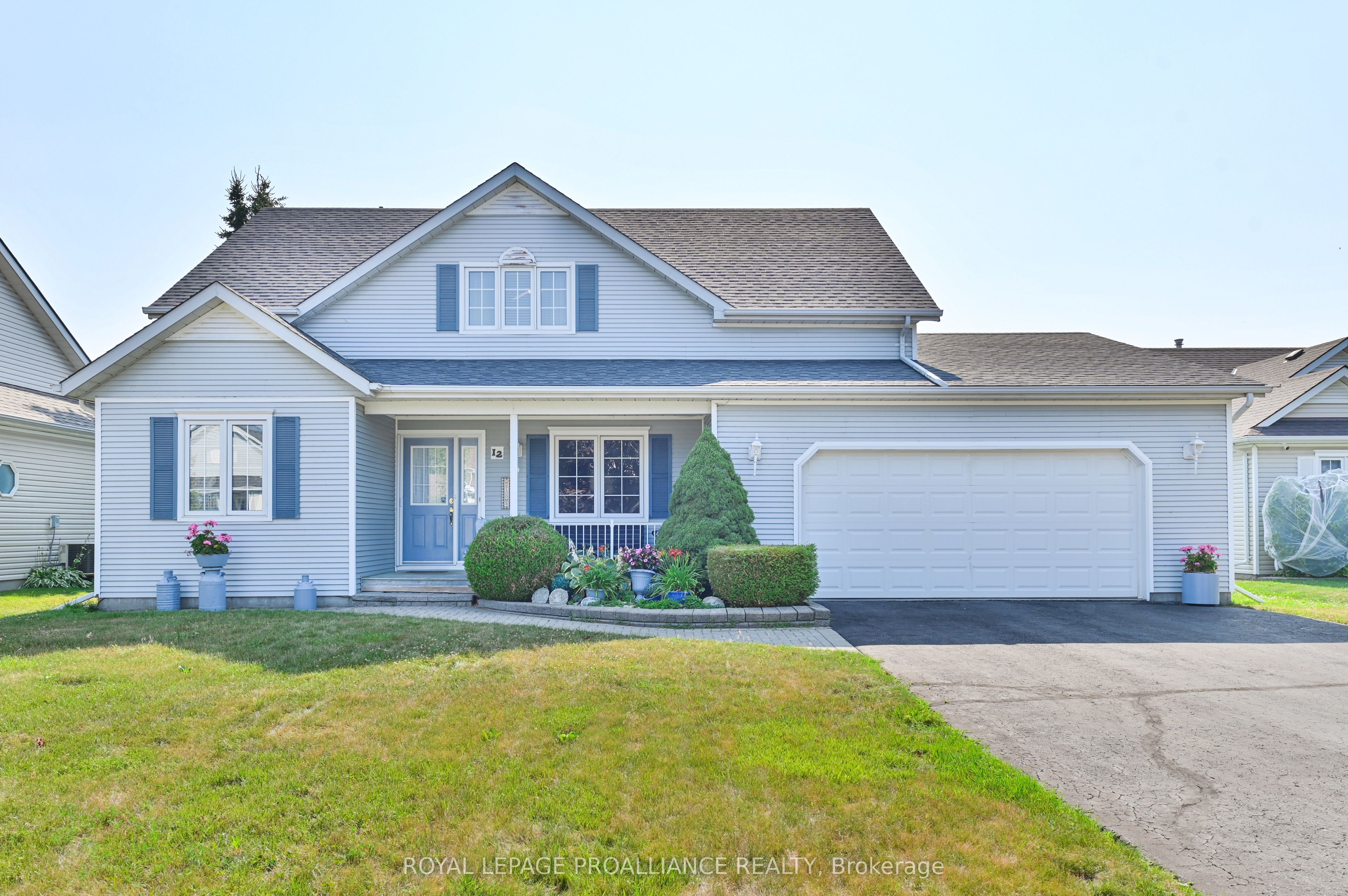 12 Nesbitt Dr Property Photo 1