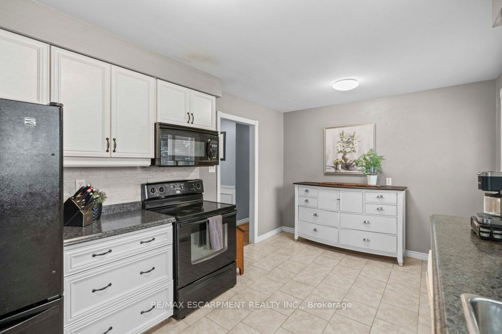 44 Cedarland Drive Property Photo 16