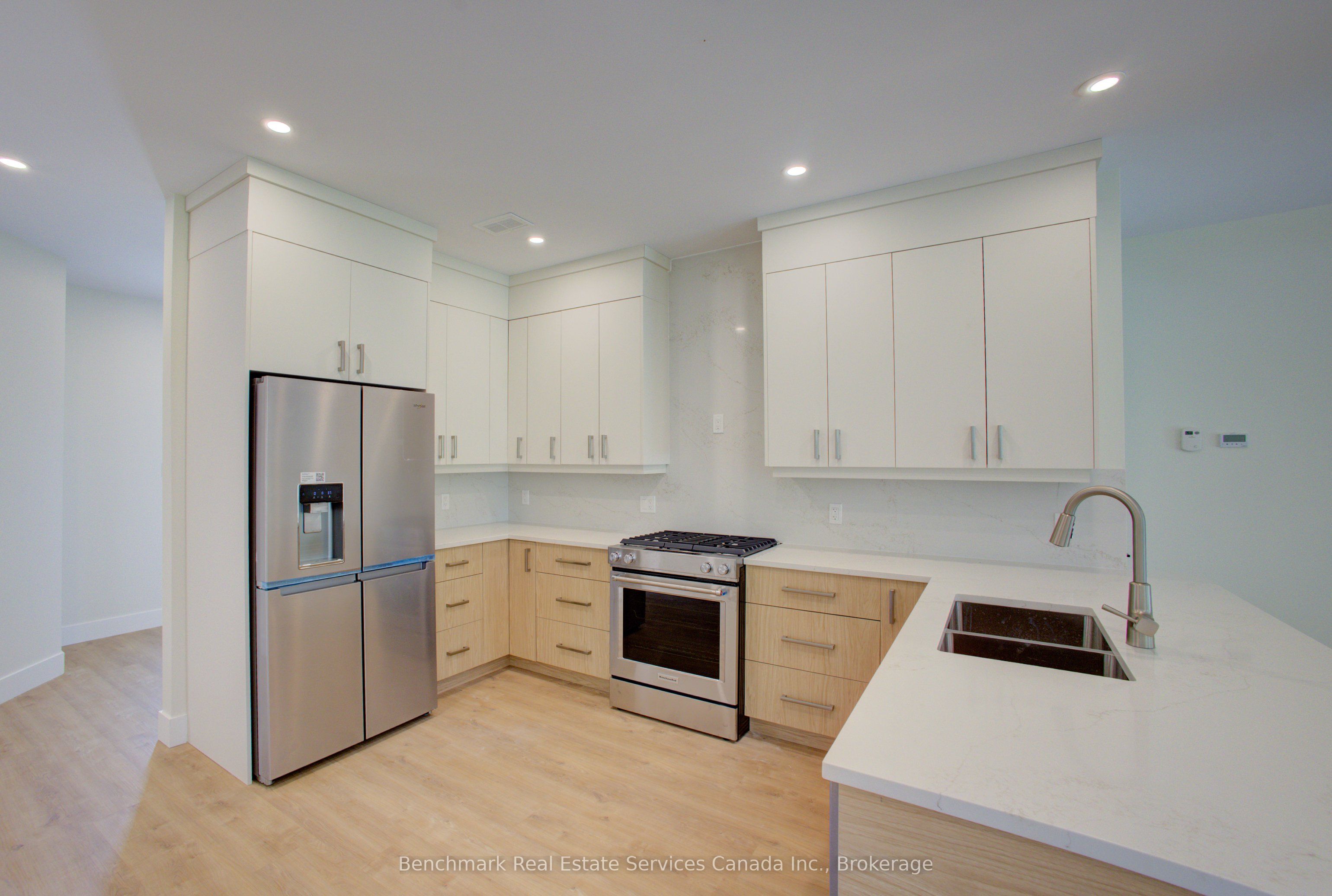 1182 Queen Street 66 Property Photo 14