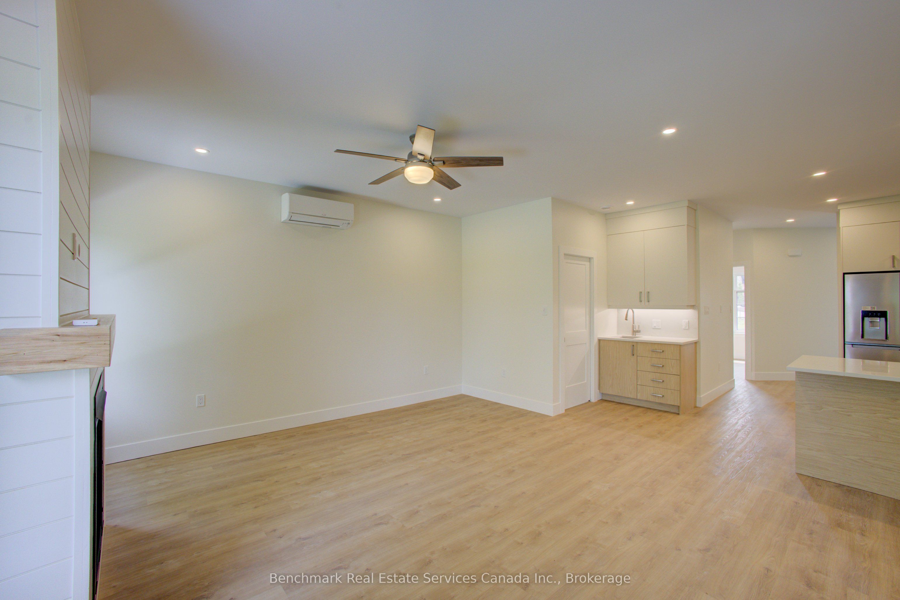 1182 Queen Street 66 Property Photo 19