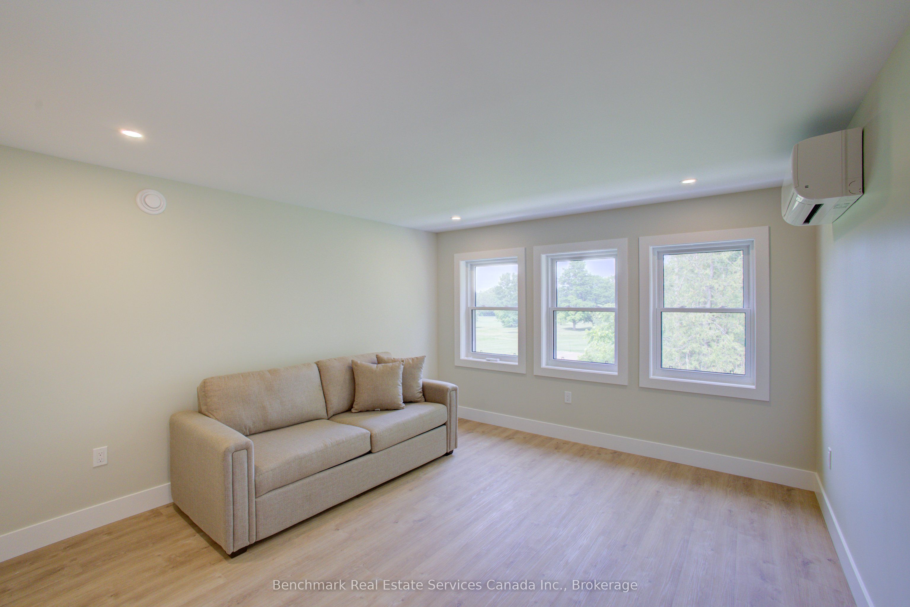 1182 Queen Street 66 Property Photo 32