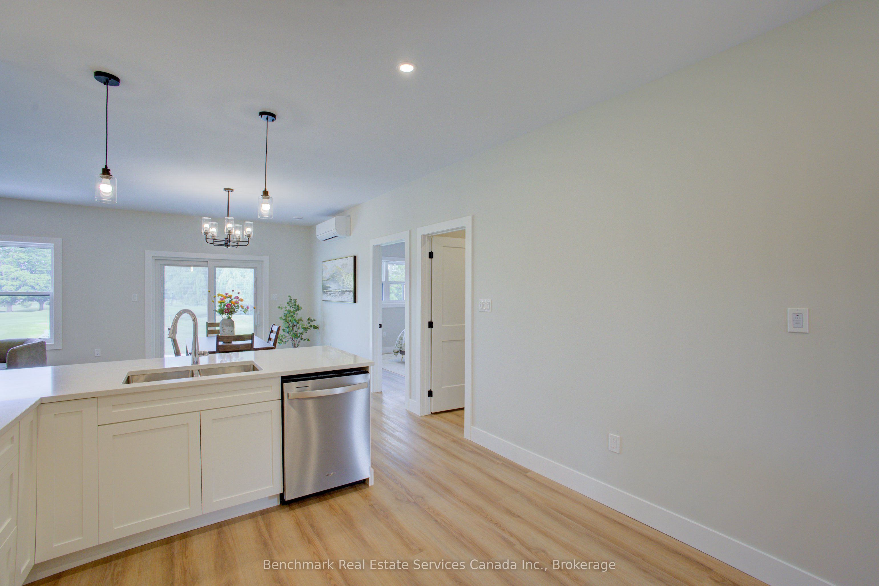 1182 Queen Street 38 Property Photo 13