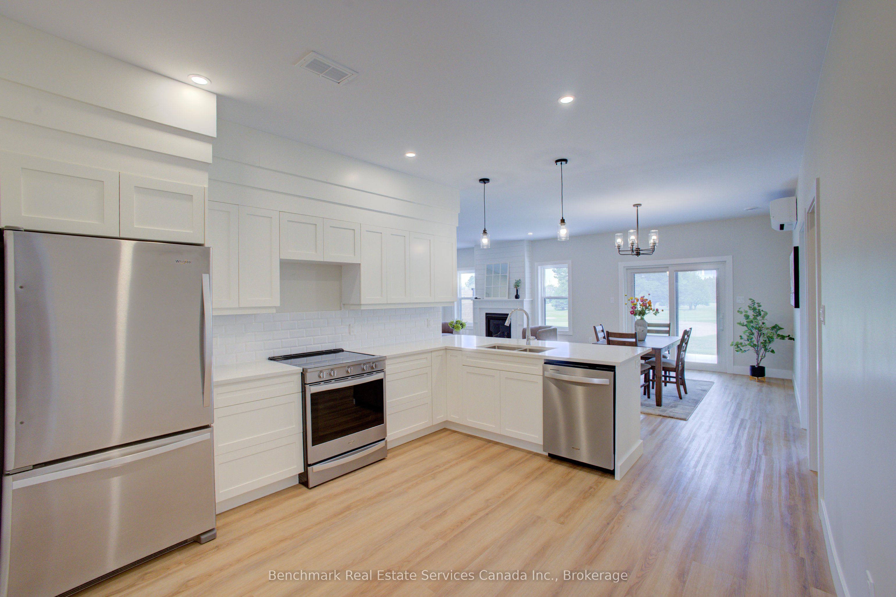 1182 Queen Street 54 Property Photo 12