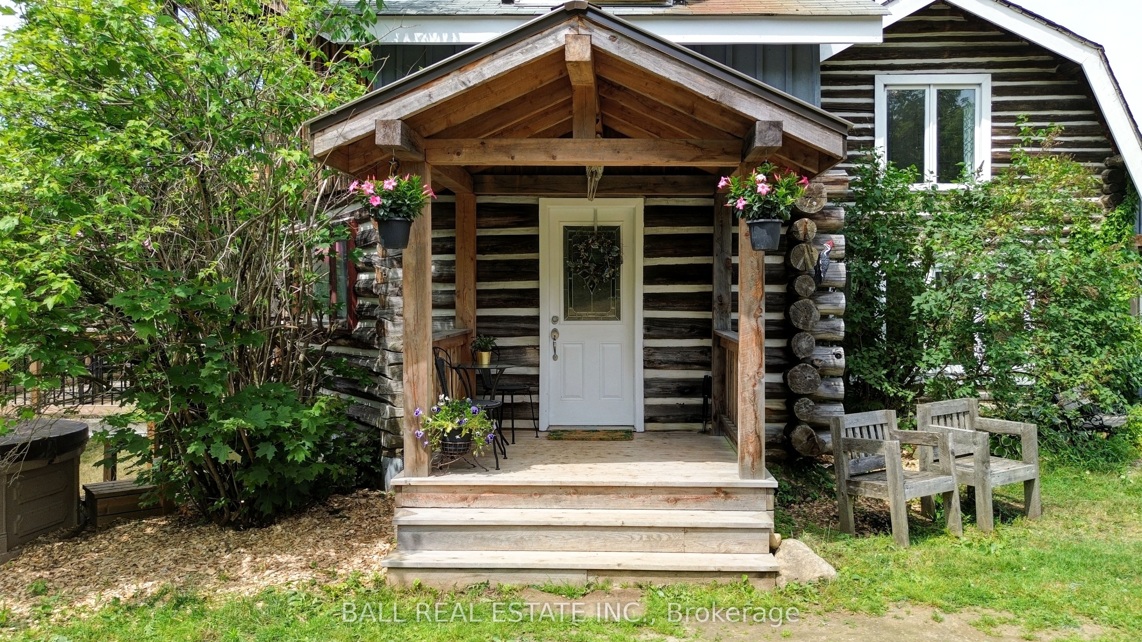 1600 The South Road Property Photo 1