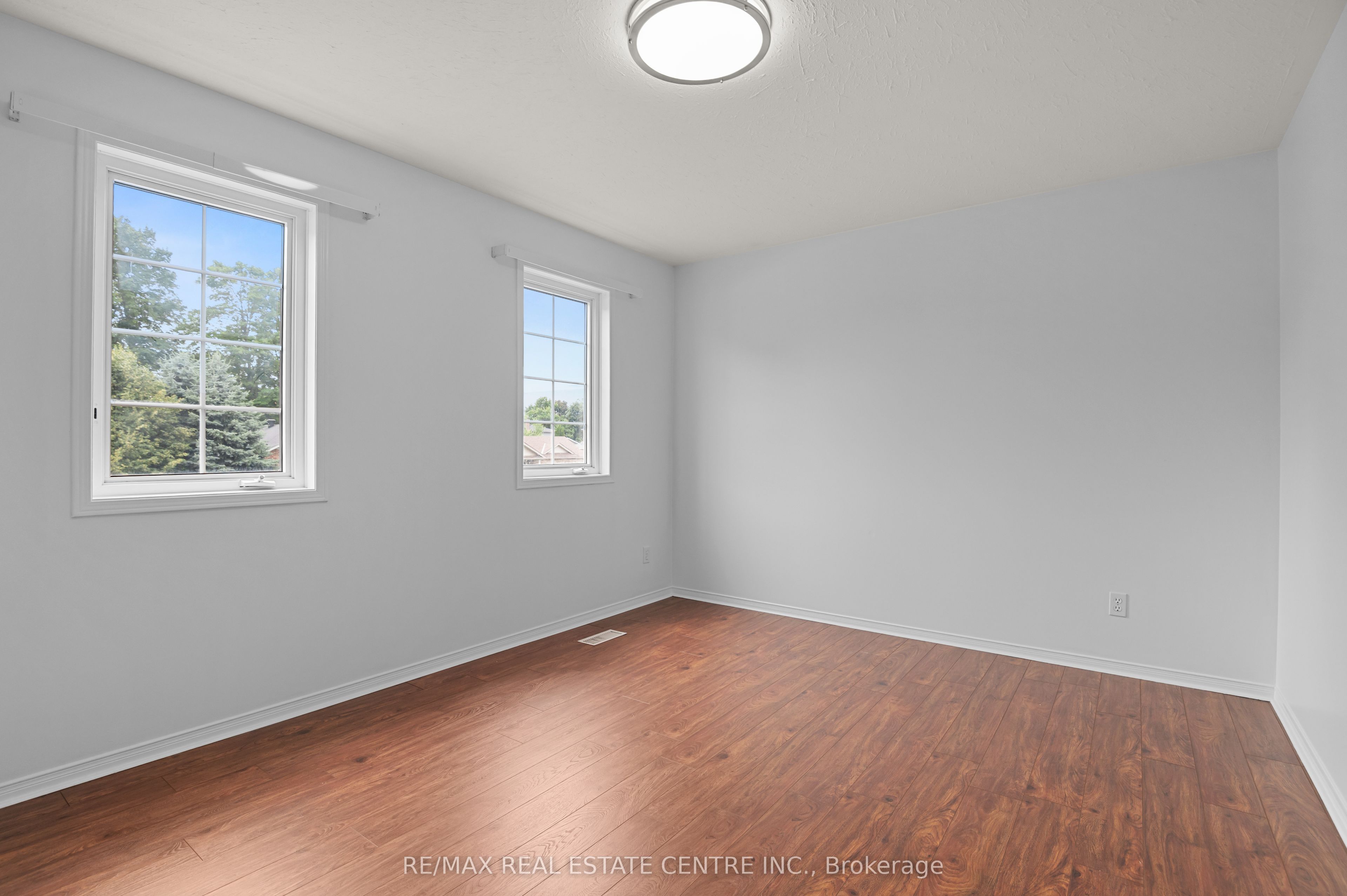 416 Olde Village Lane Property Photo 30
