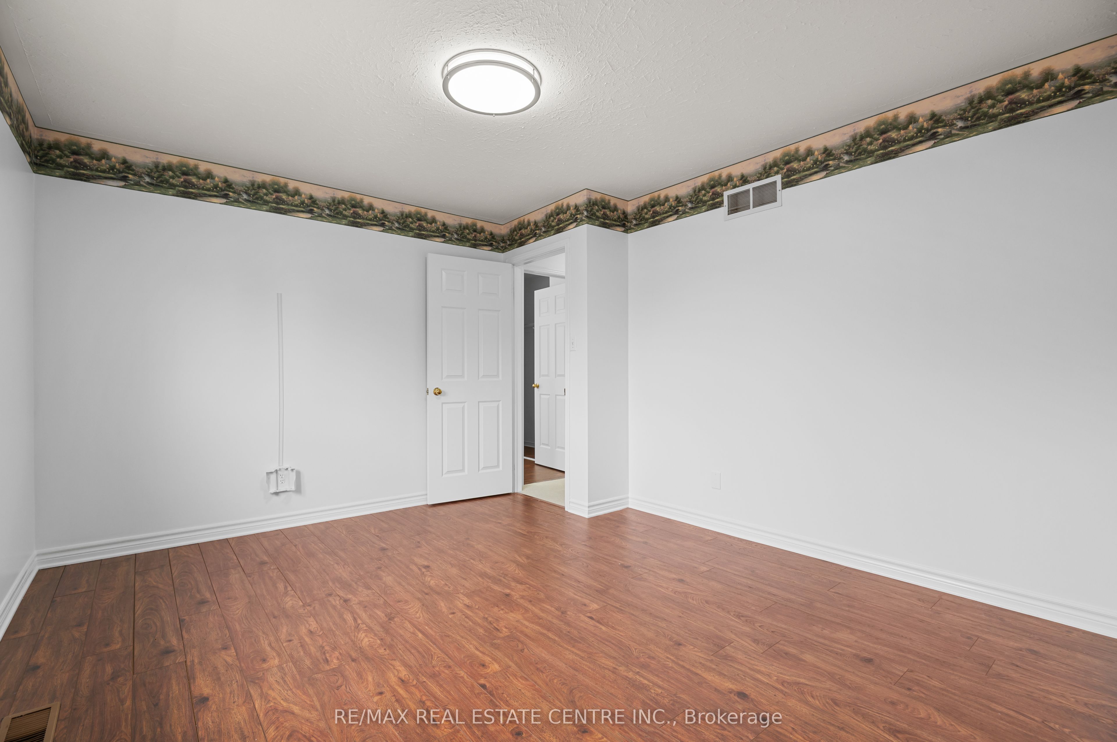 416 Olde Village Lane Property Photo 33