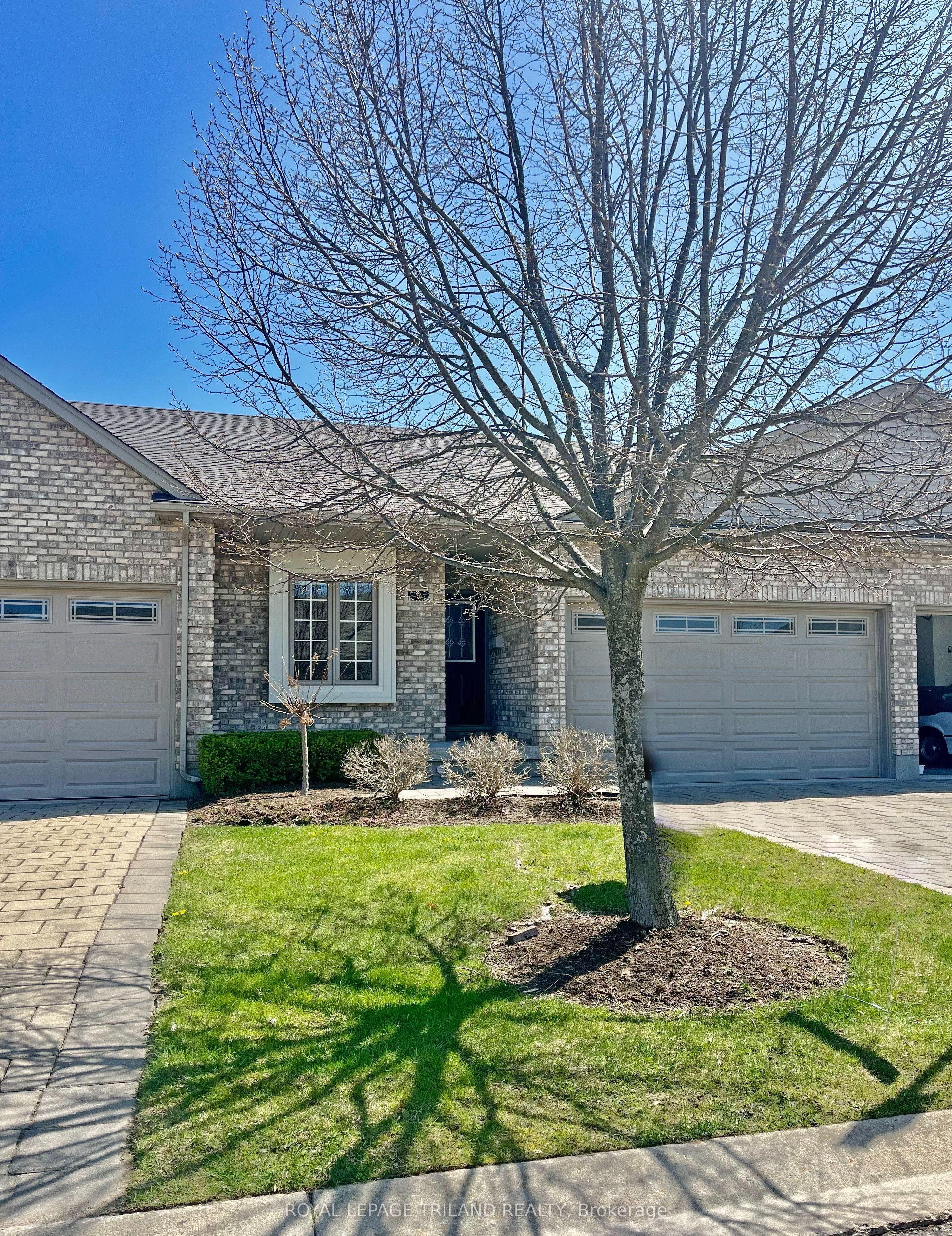 1571 Coronation Drive 9 Property Photo 2