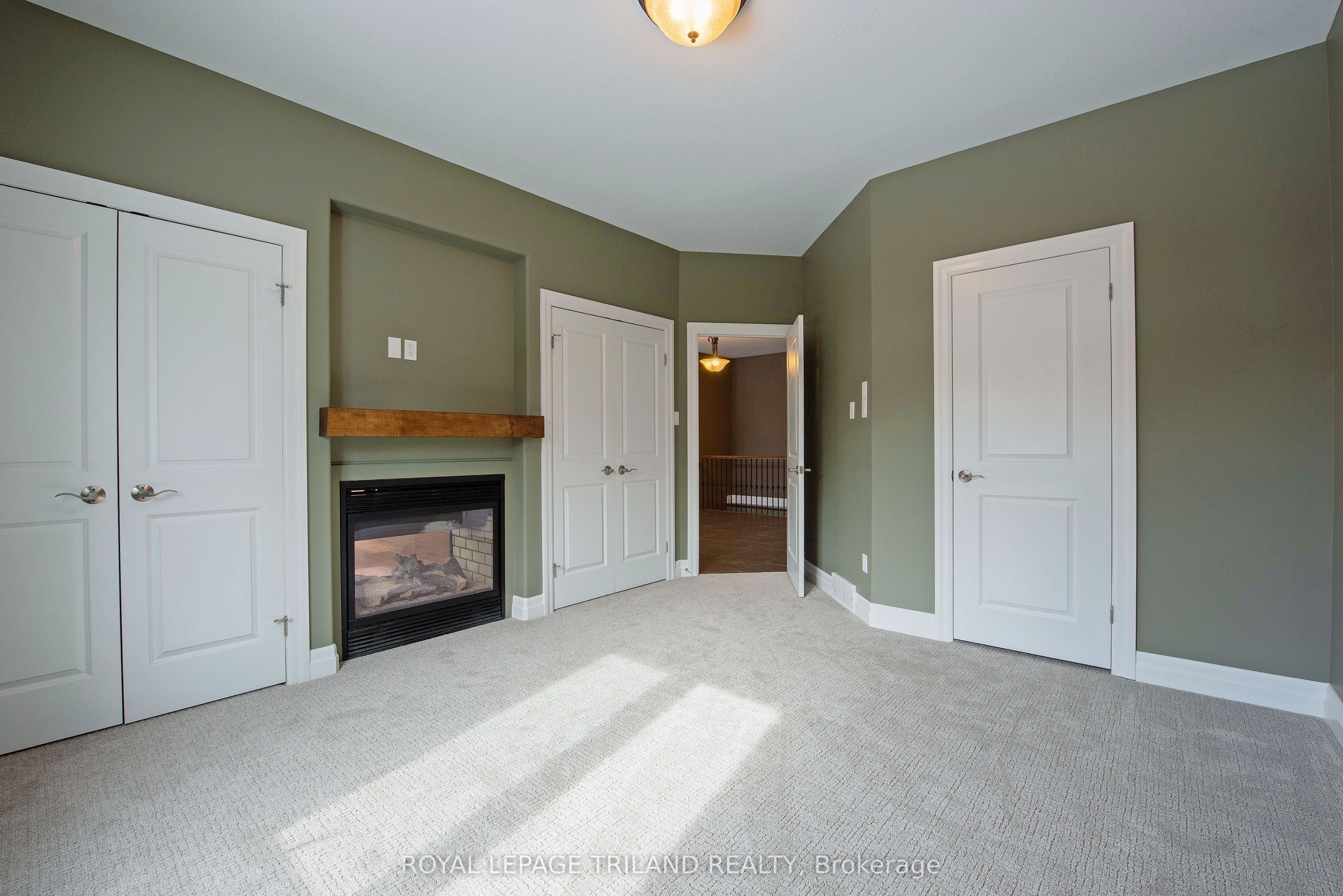 1571 Coronation Drive 9 Property Photo 22