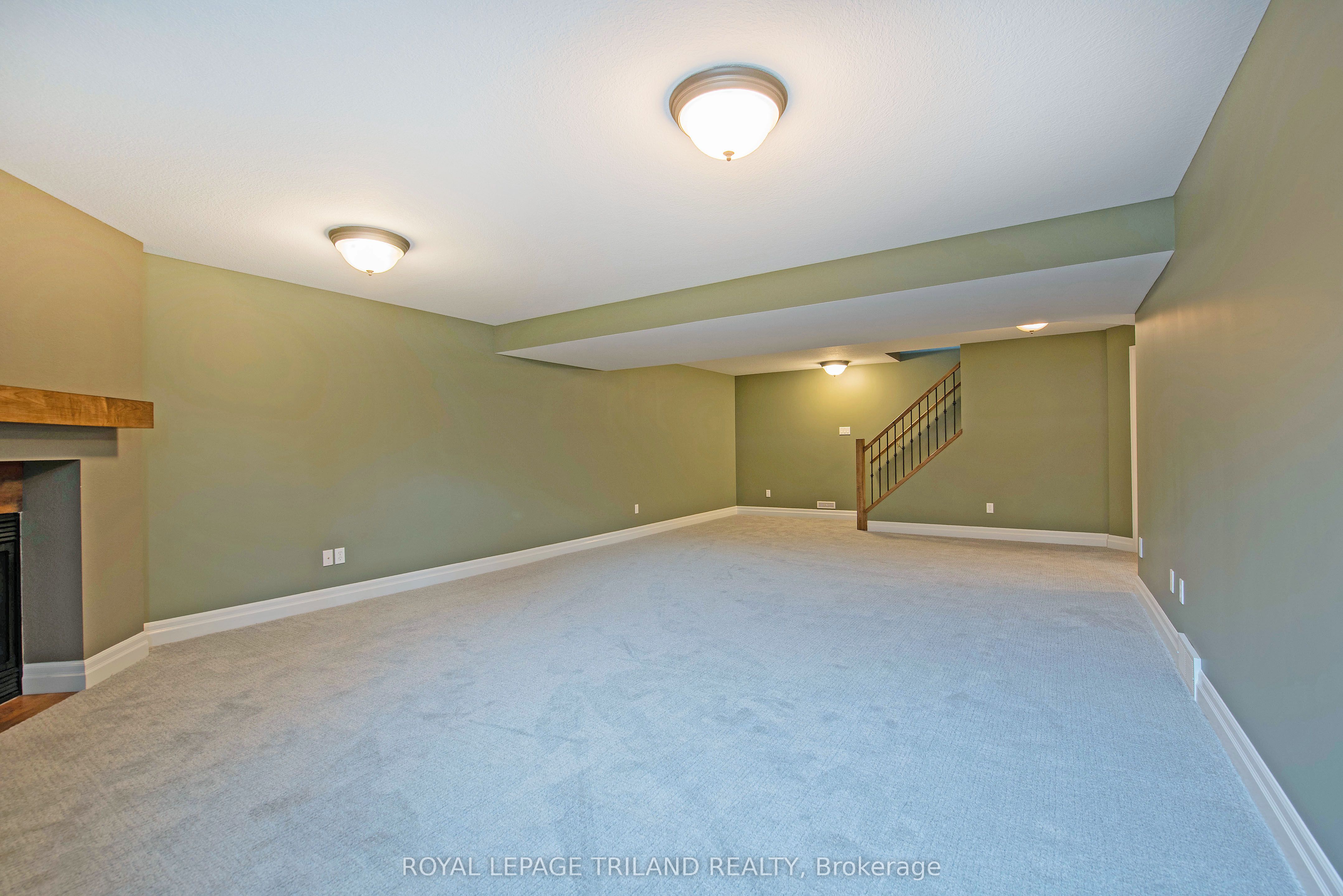 1571 Coronation Drive 9 Property Photo 30