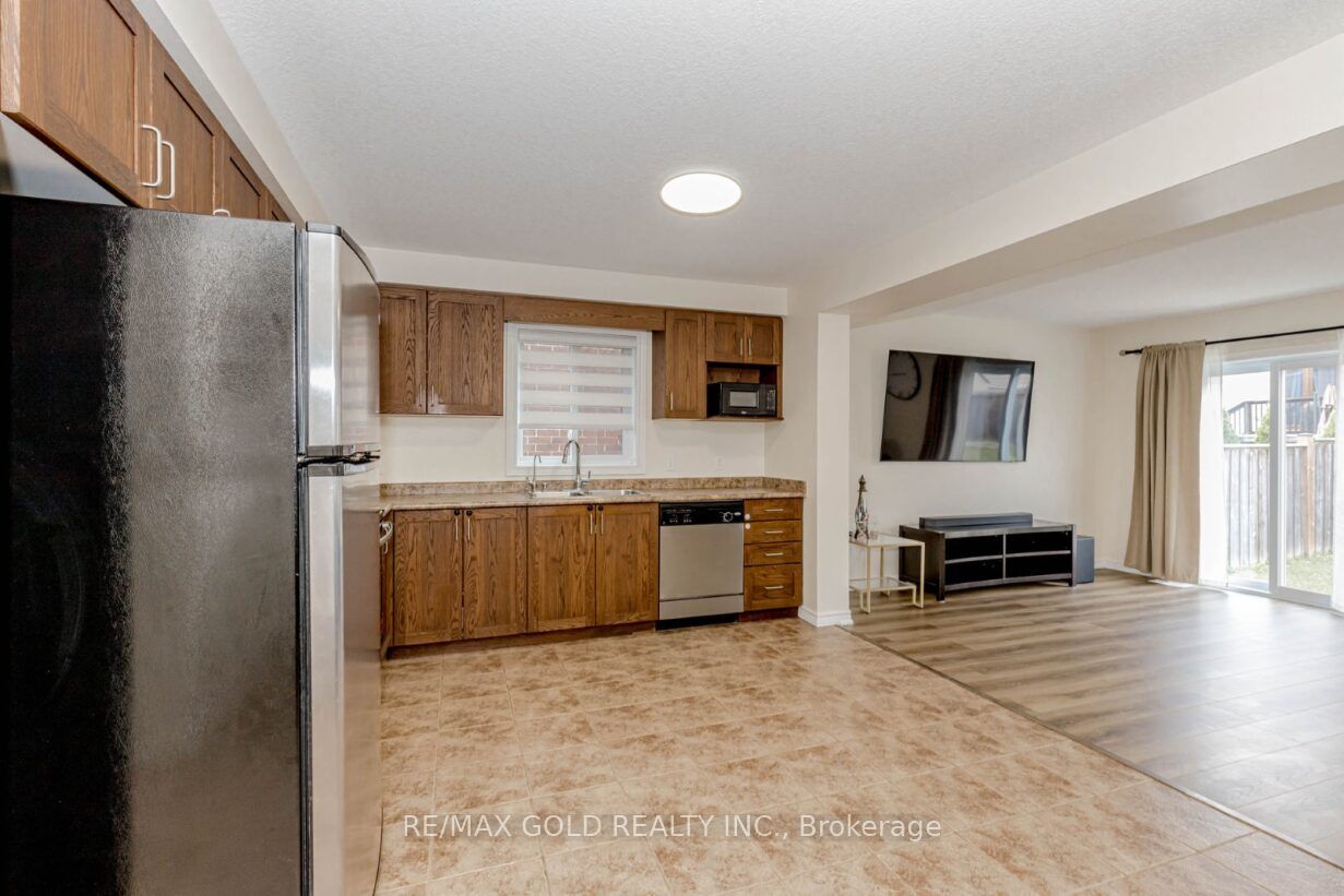 47 Hinrichs Crescent Property Photo 10