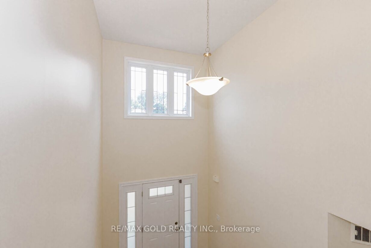 47 Hinrichs Crescent Property Photo 22