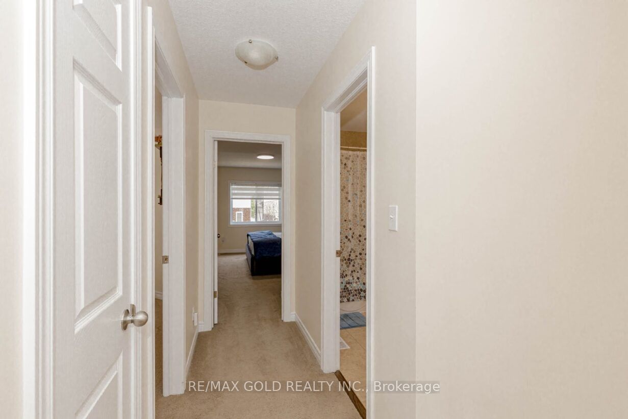 47 Hinrichs Crescent Property Photo 23