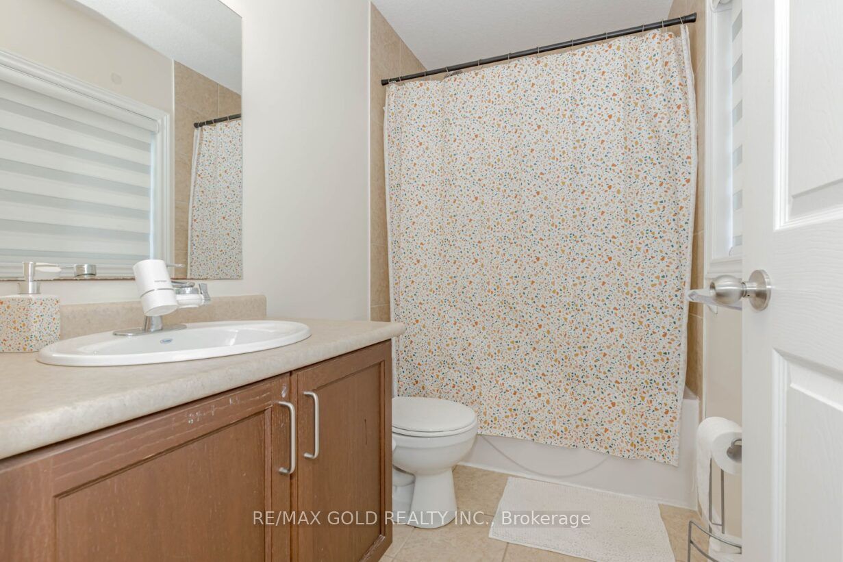 47 Hinrichs Crescent Property Photo 29