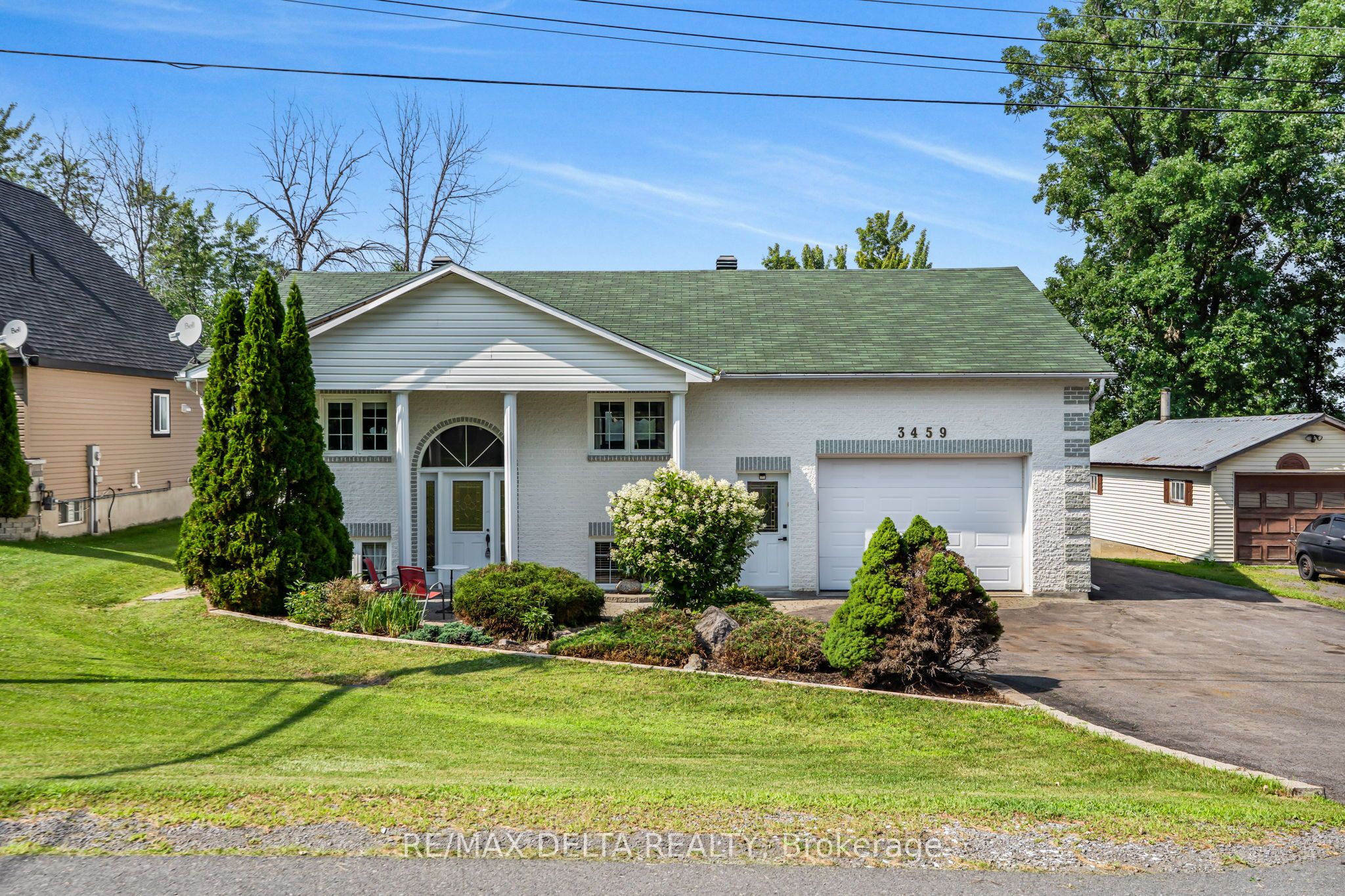 3459 Principale St