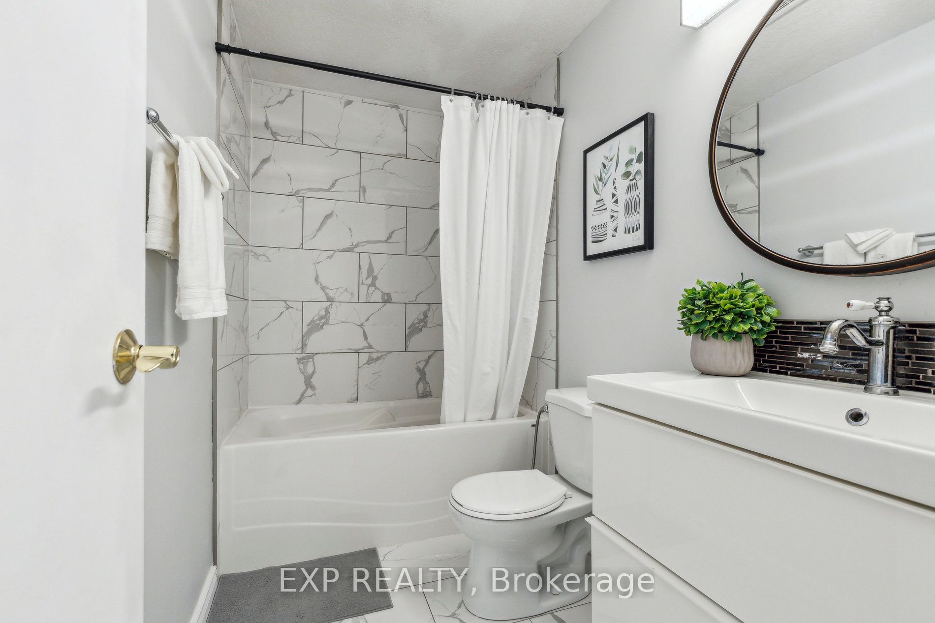 407 Keats Way 3 Property Photo 18