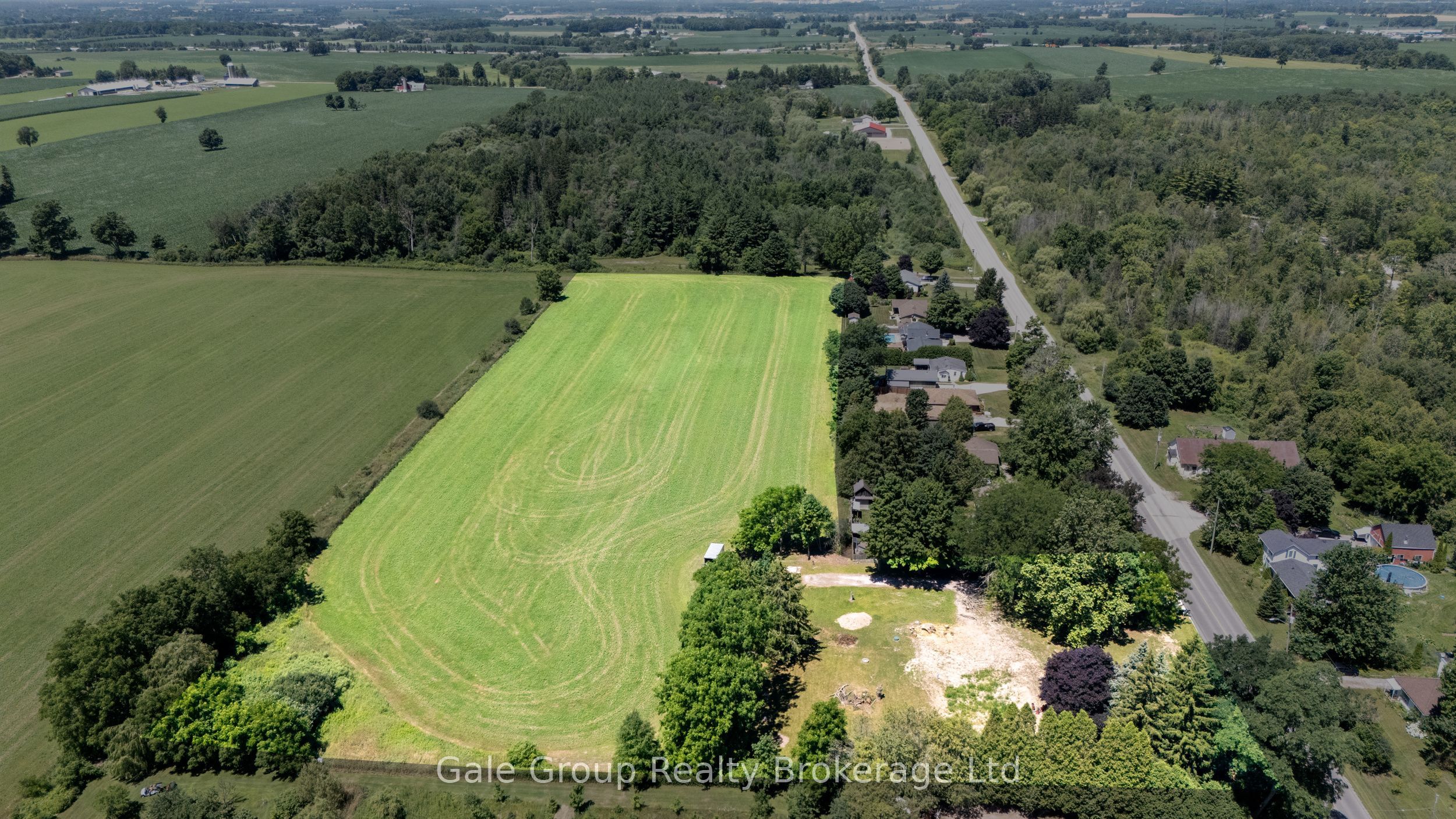374127 Foldens Line