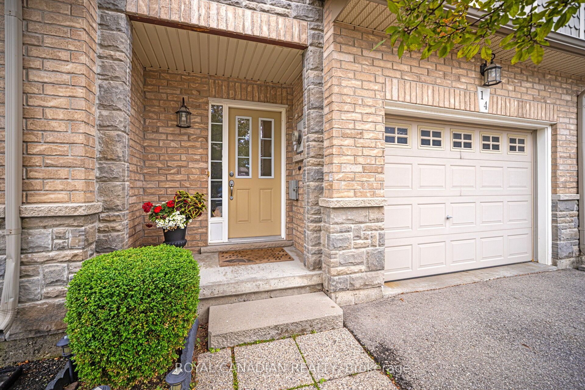 40 Dartmouth Gate 14 Property Photo 7