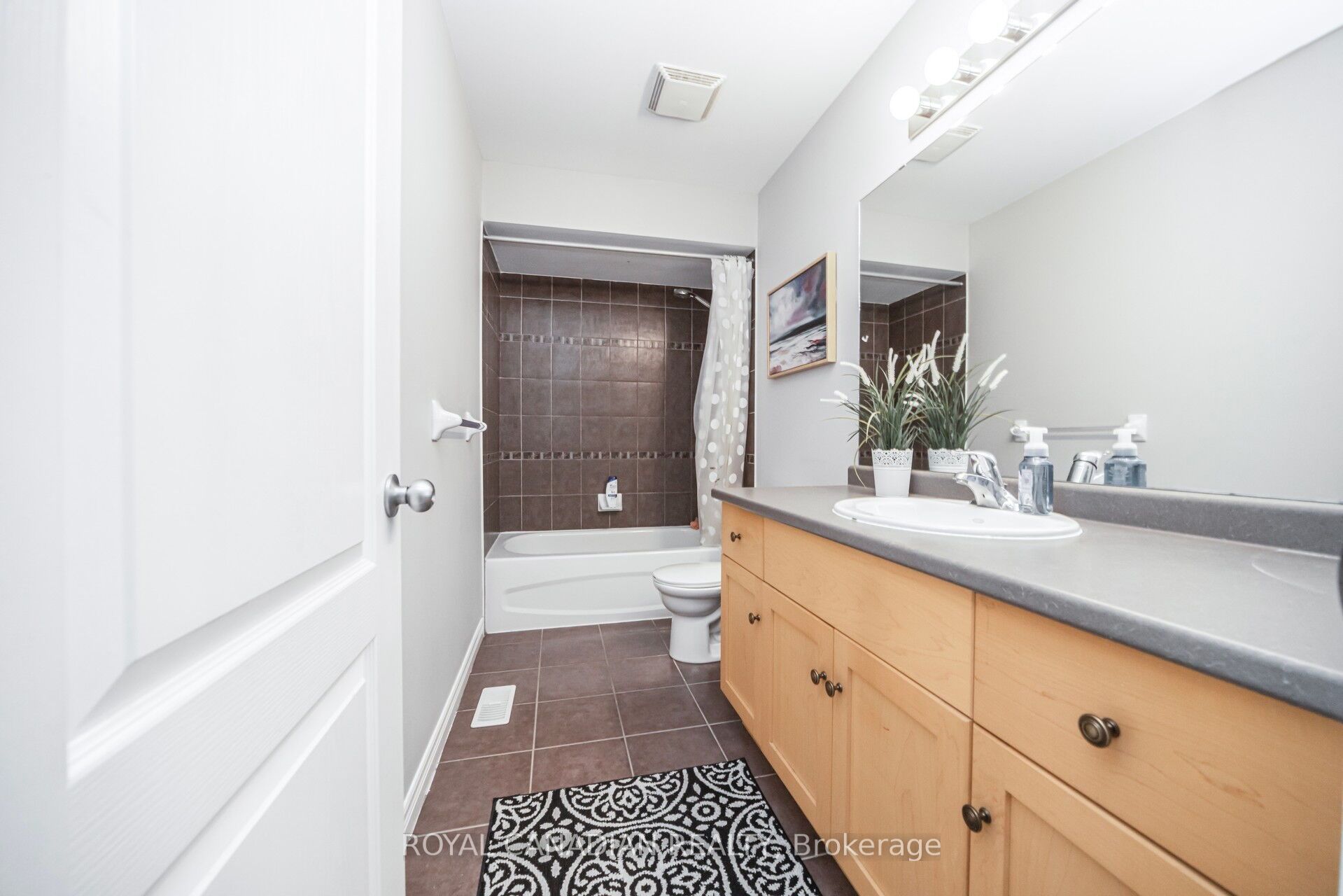 40 Dartmouth Gate 14 Property Photo 34
