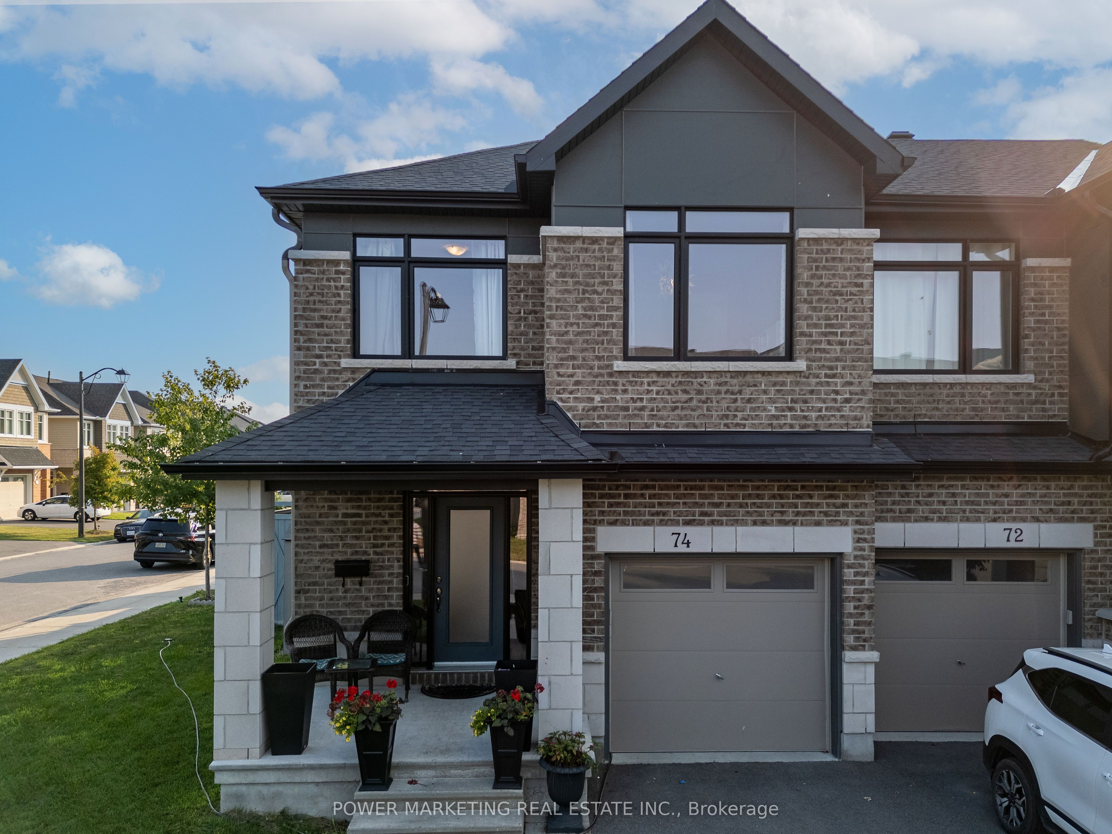 74 Finsbury Ave Property Photo 1