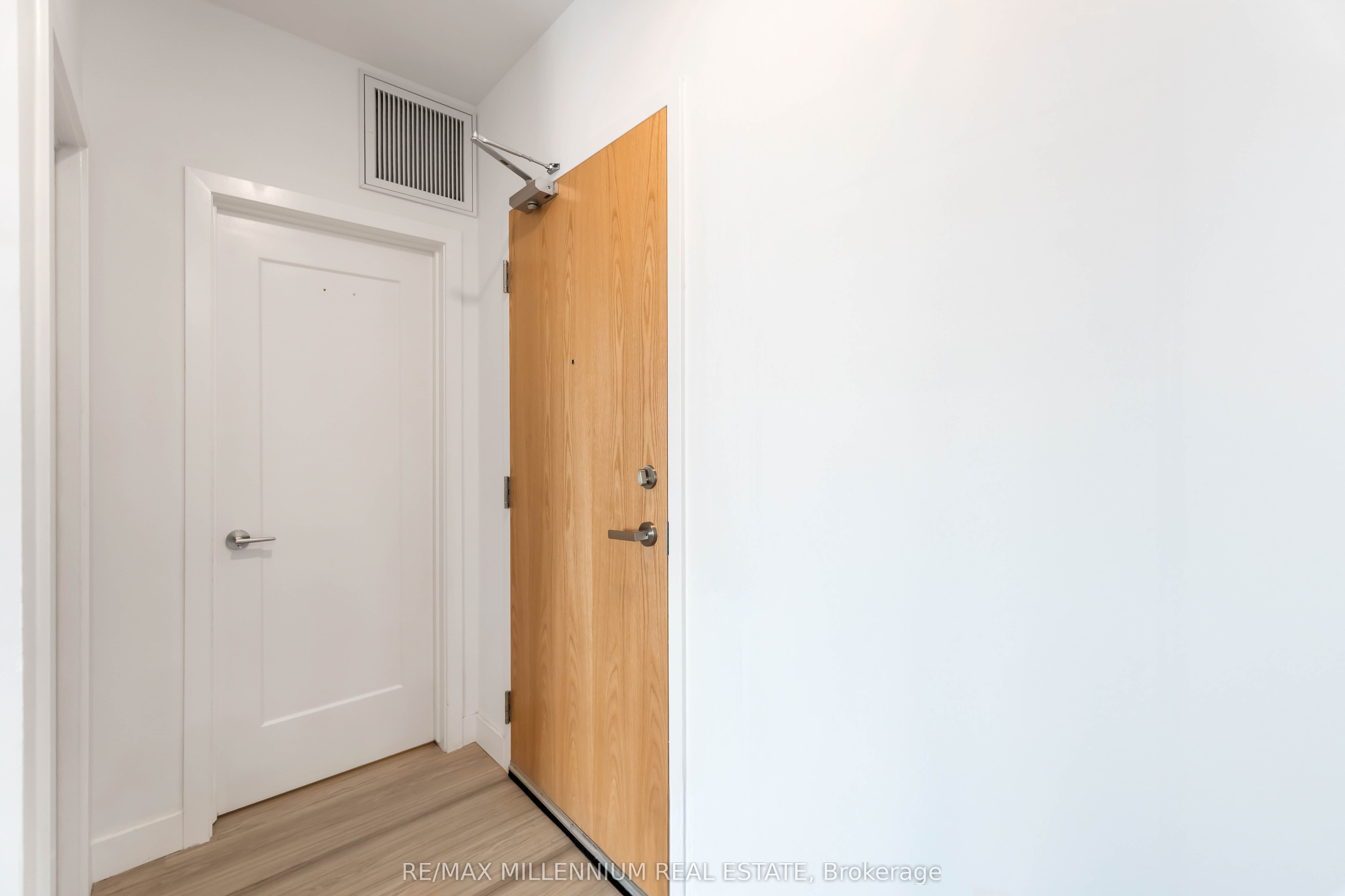 408 Dundas Street S 306 Property Photo 8