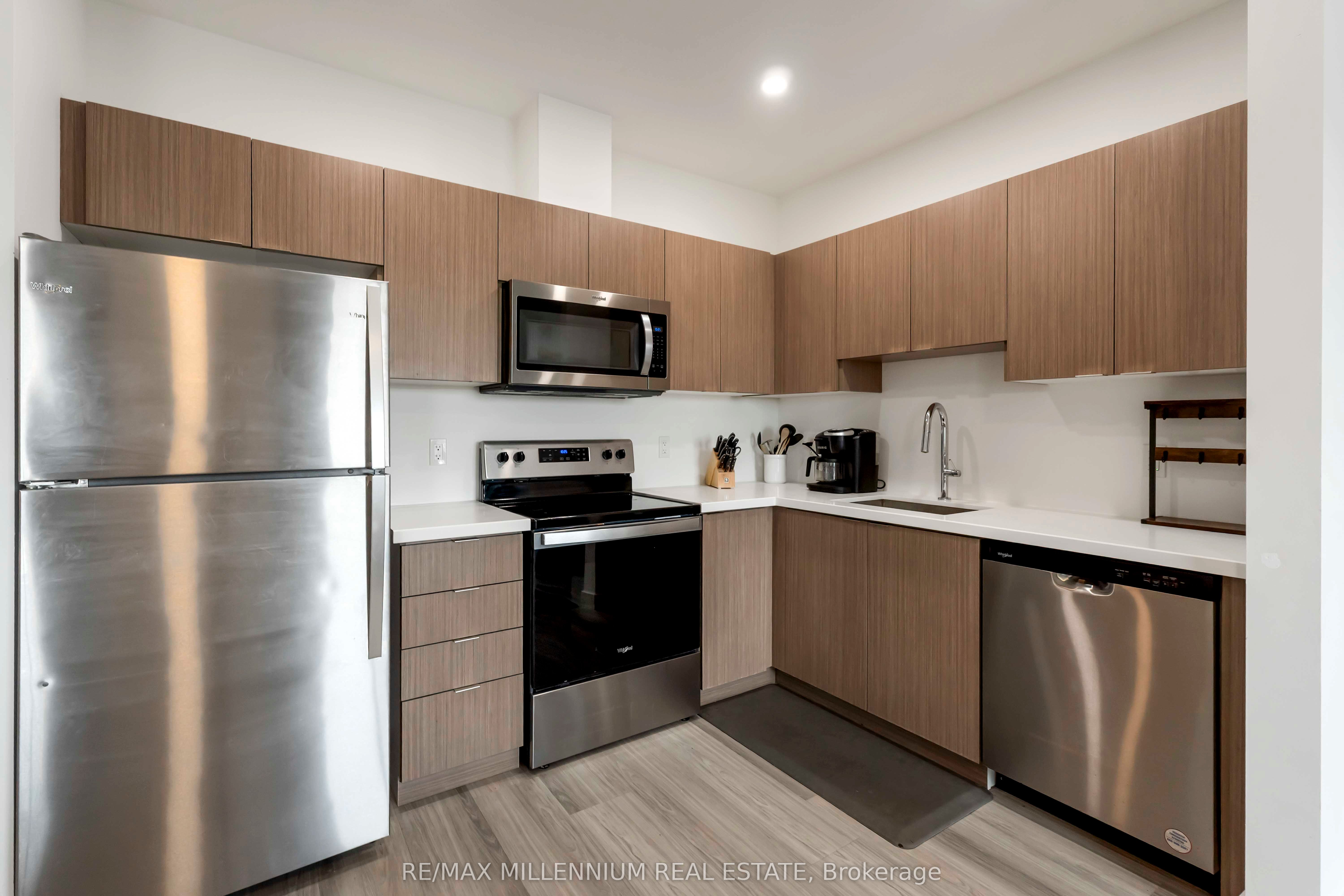 408 Dundas Street S 306 Property Photo 17