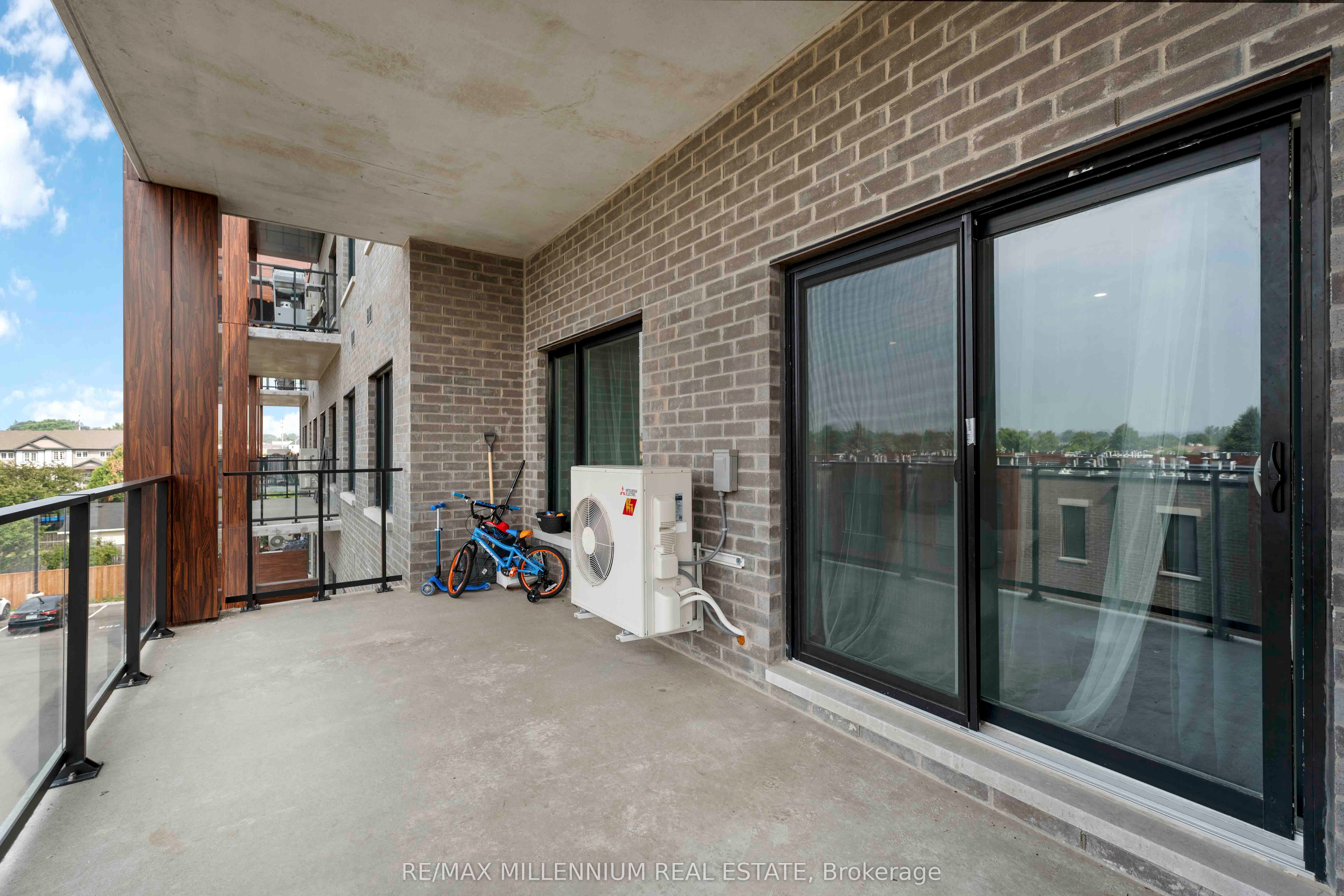 408 Dundas Street S 306 Property Photo 29