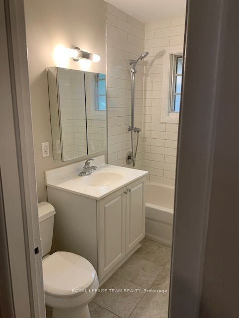 20 Brook Lane Property Photo 9