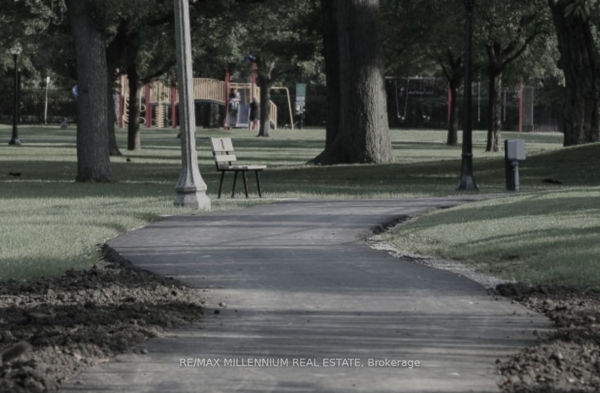 1064 Monmouth Road Property Photo 8