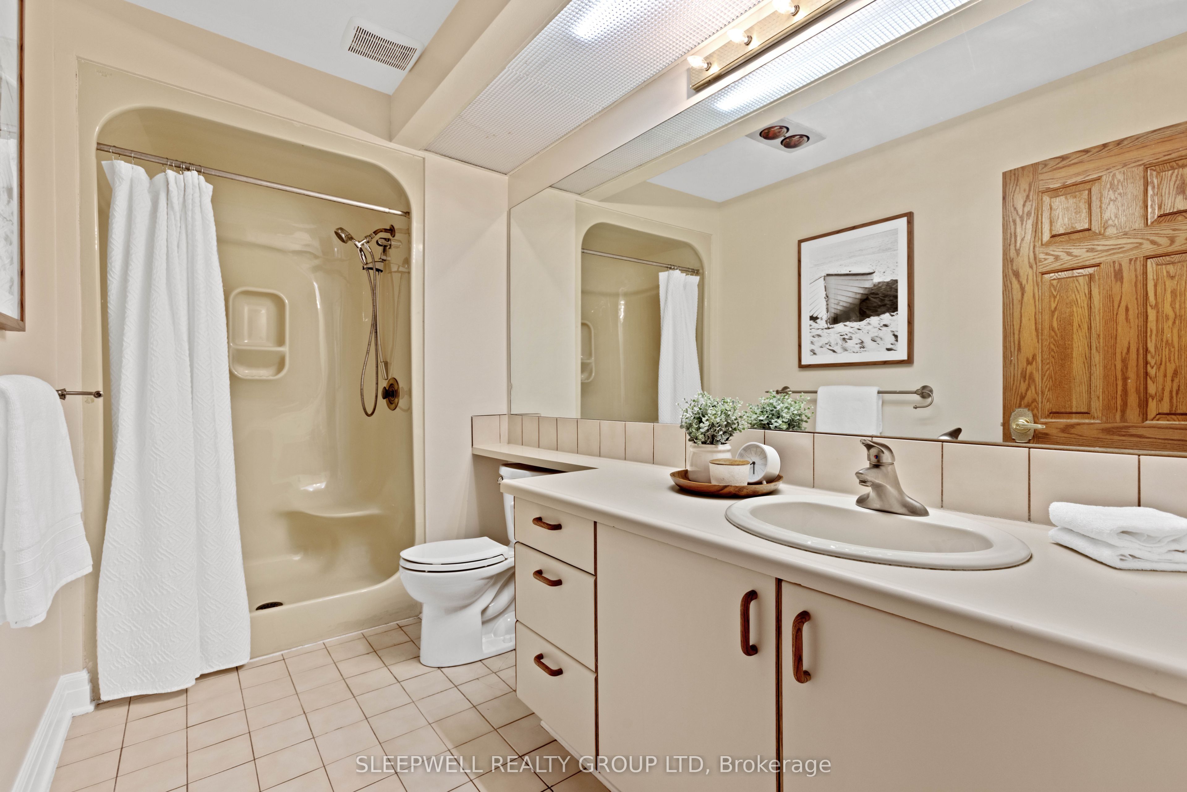 55 Waterford Drive Property Photo 25