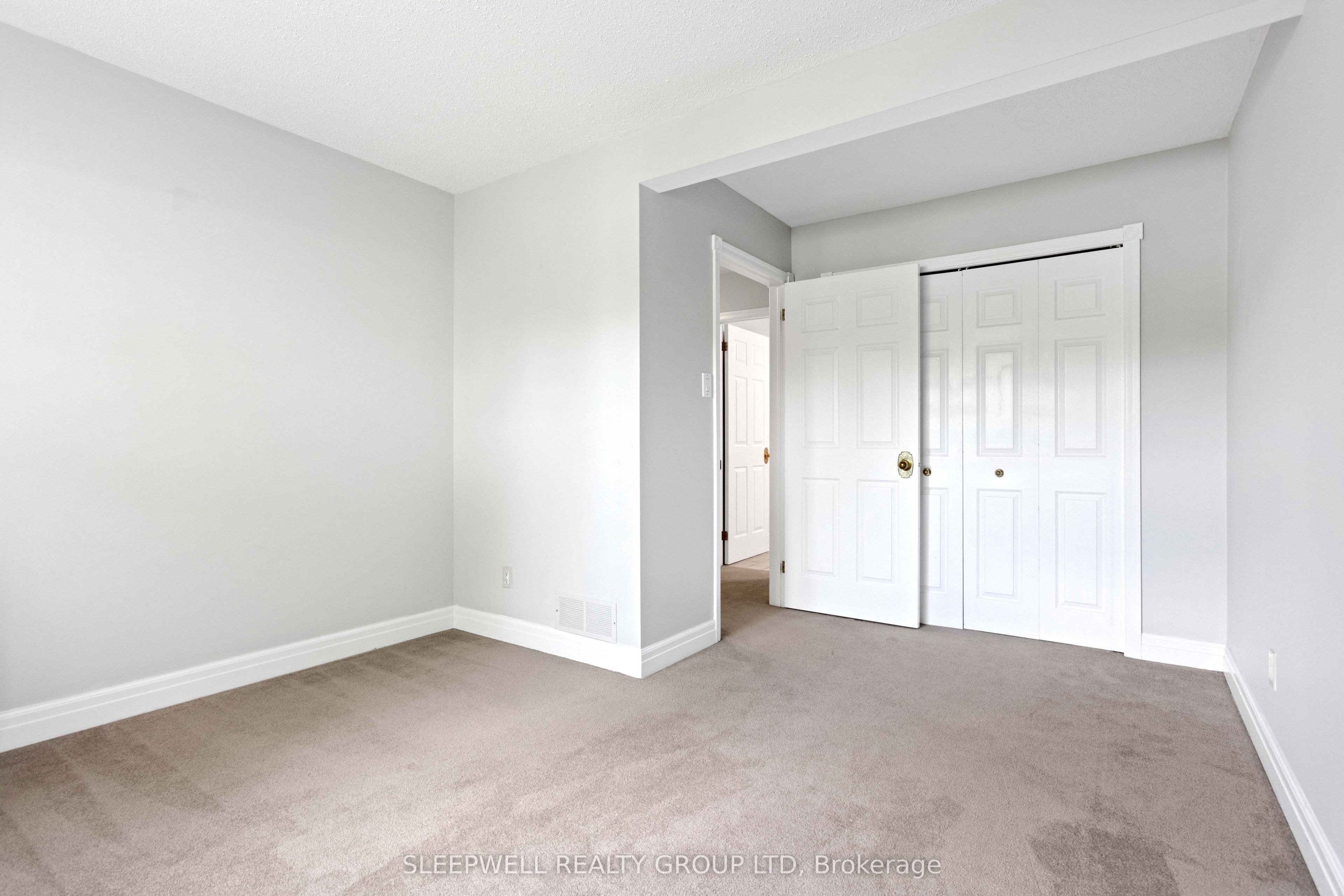 55 Waterford Drive Property Photo 29