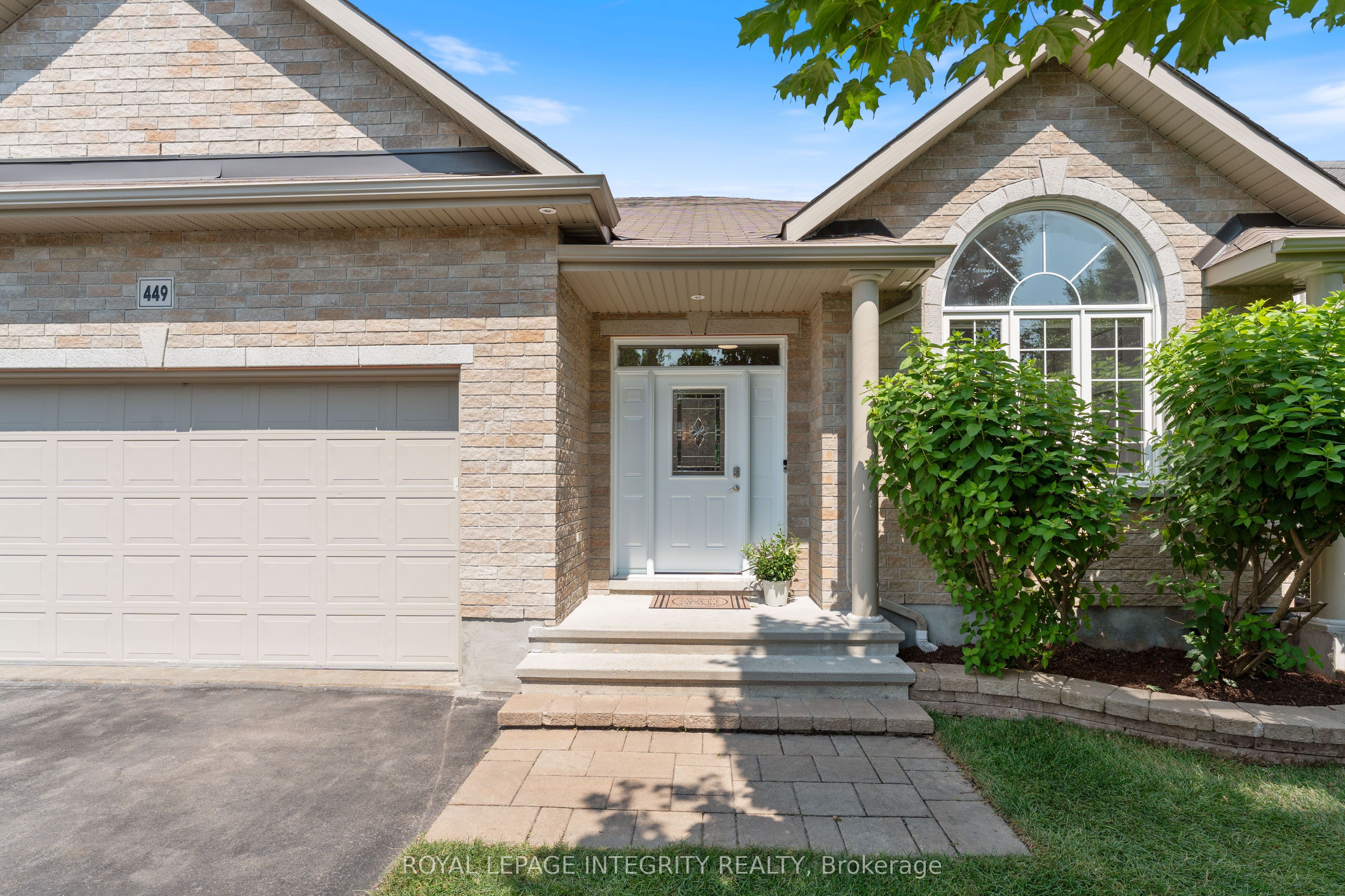 449 Landswood Way Property Photo 1