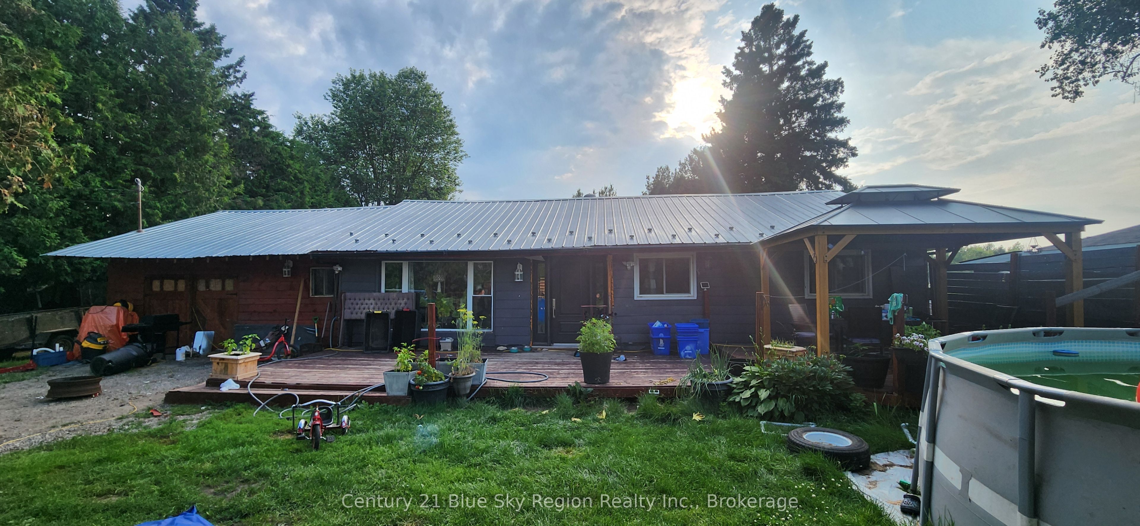 659 Leblanc Rd Property Photo 1