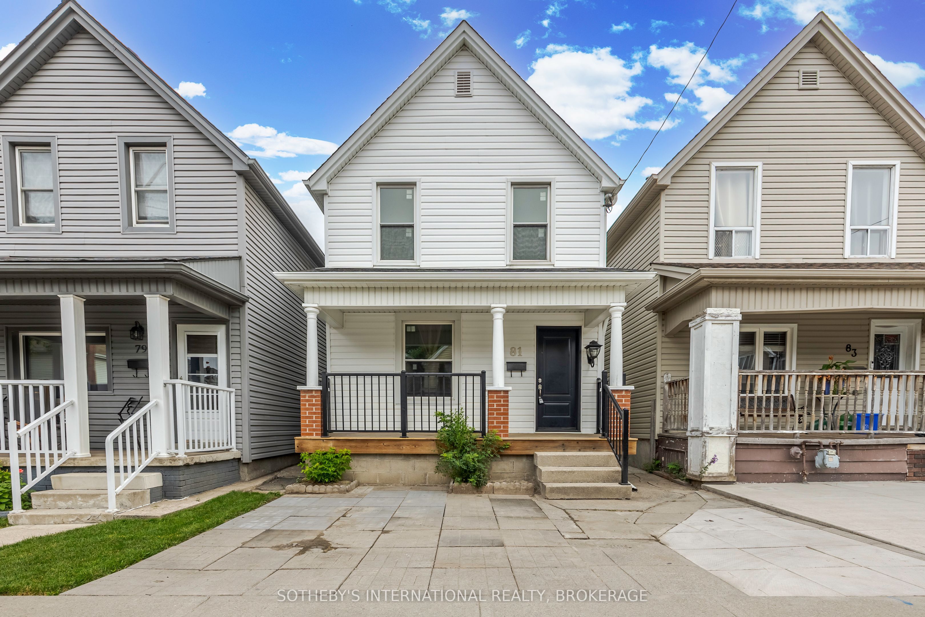81 Clinton Street W Property Photo 1